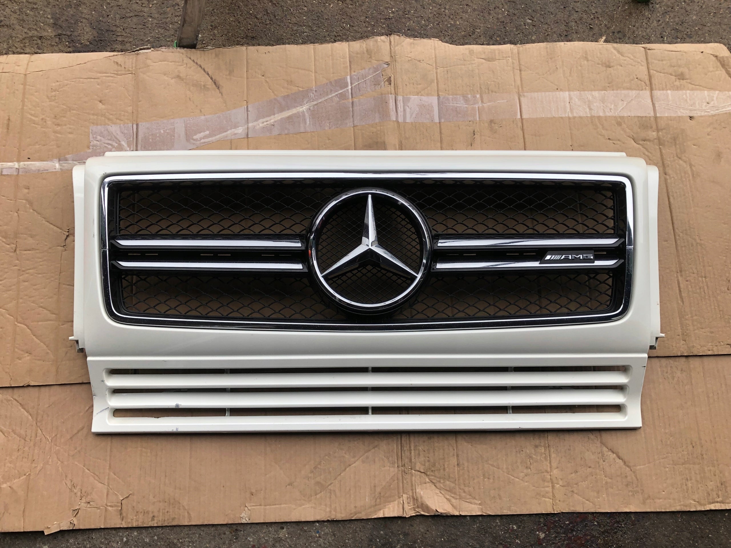  Kühlergrill Mercedes W463 FRONTGRILL A4638880000 Kühlergitter product image