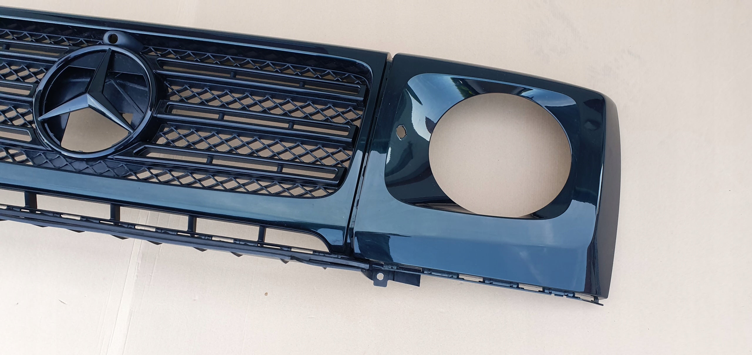 Kühlergrill Mercedes E 124 W463 FRONTGRILL A1248890663 Kühlergitter