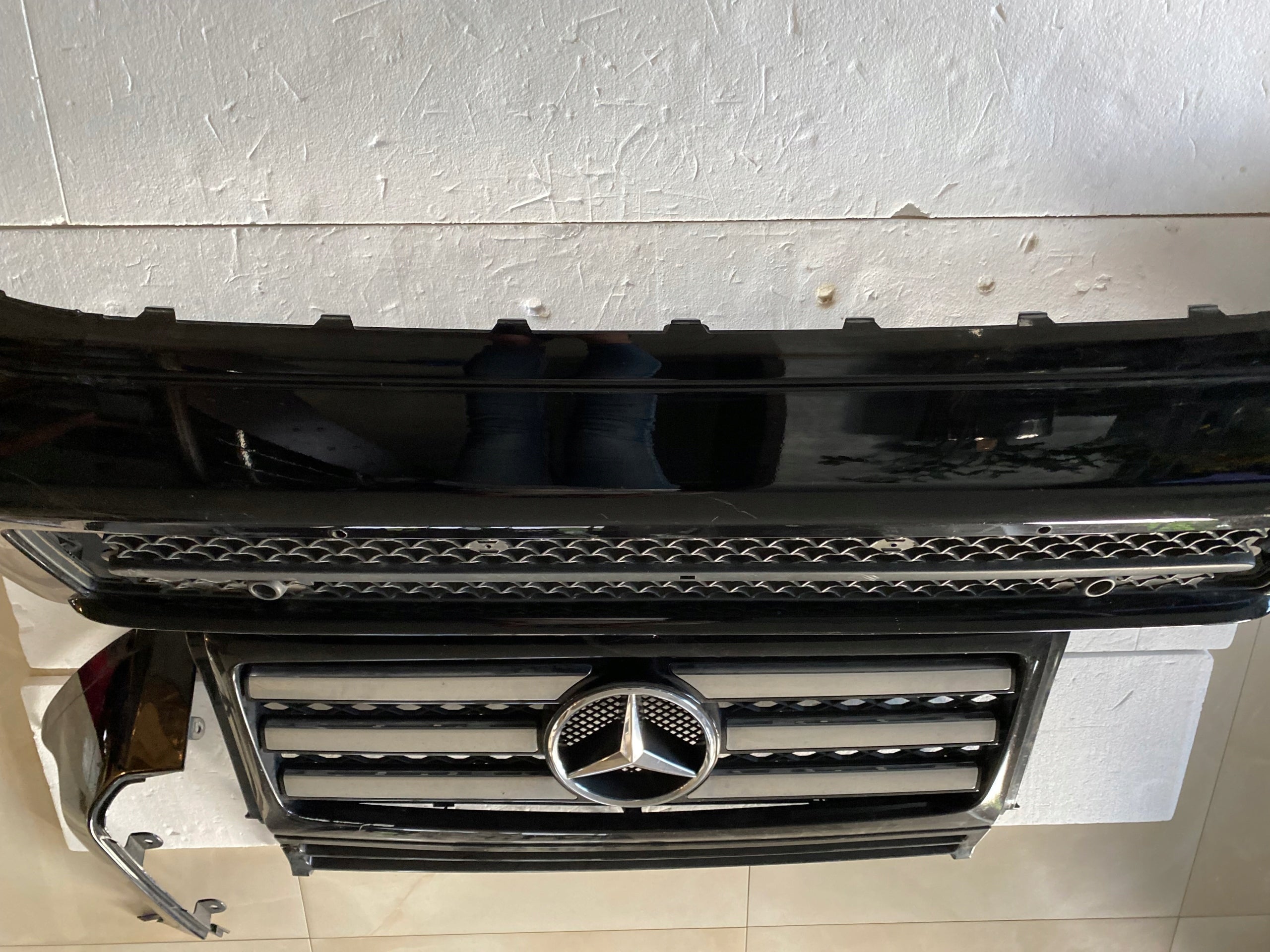 Kühlergrill Mercedes W463 A463 FRONTGRILL A4638881215 Kühlergitter