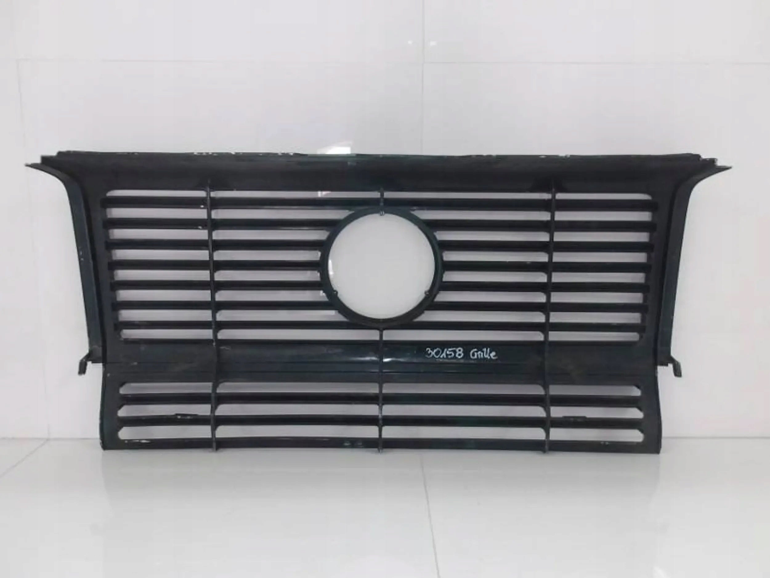 Kühlergrill Mercedes W461 W463 FRONTGRILL A4638880015 Kühlergitter