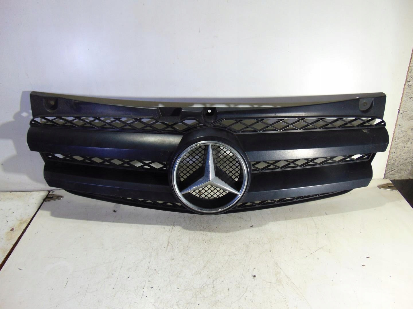 Kühlergrill Mercedes A639 VITO W639 FRONTGRILL A6398800785 Kühlergitter