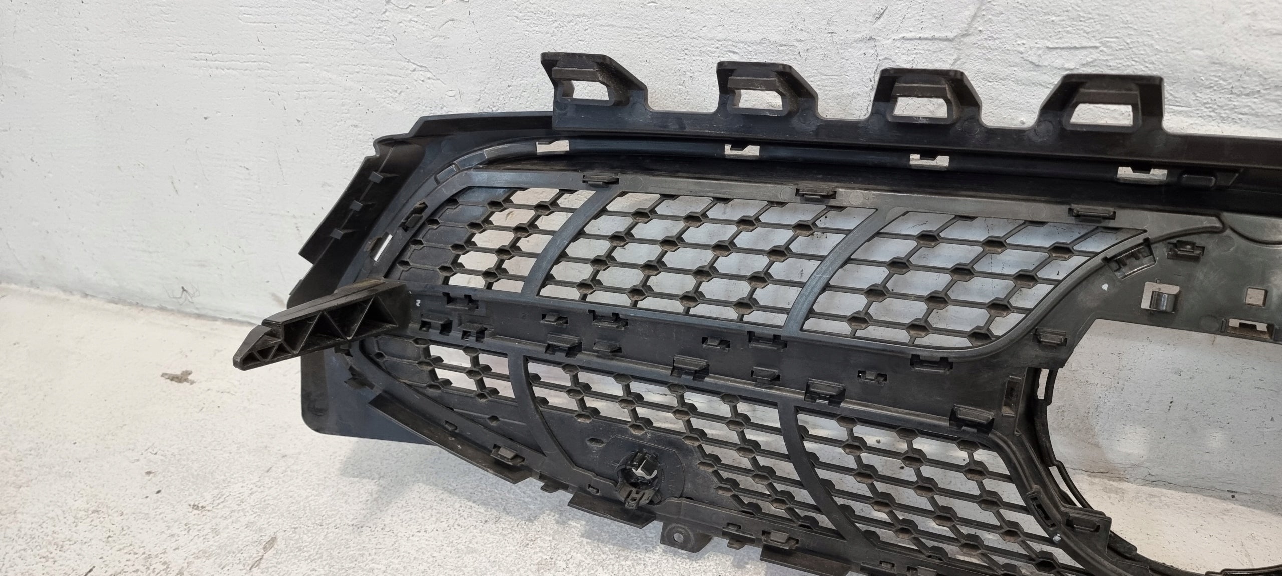 Kühlergrill Mercedes CLA W118 FRONTGRILL A1188880000 Kühlergitter