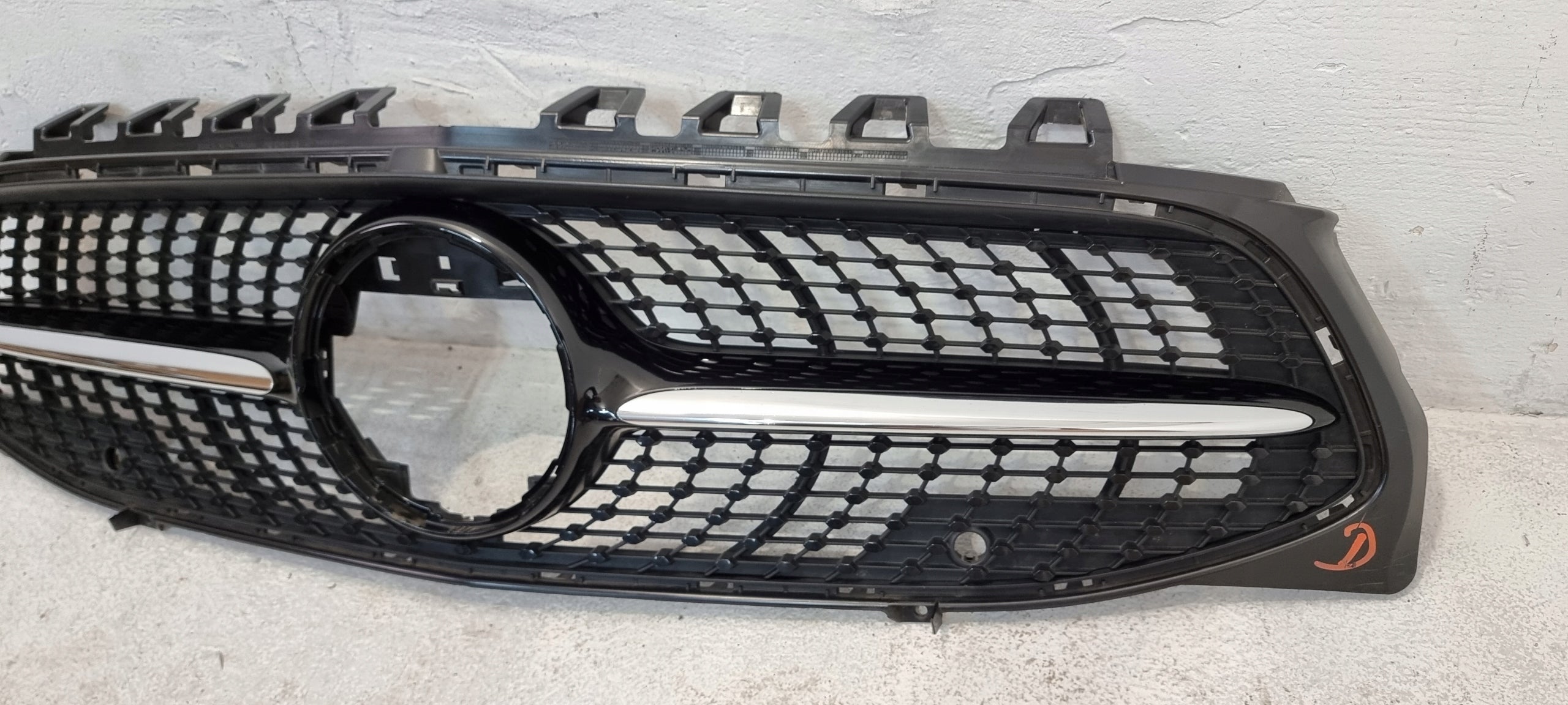 Kühlergrill Mercedes CLA W118 FRONTGRILL A1188880000 Kühlergitter