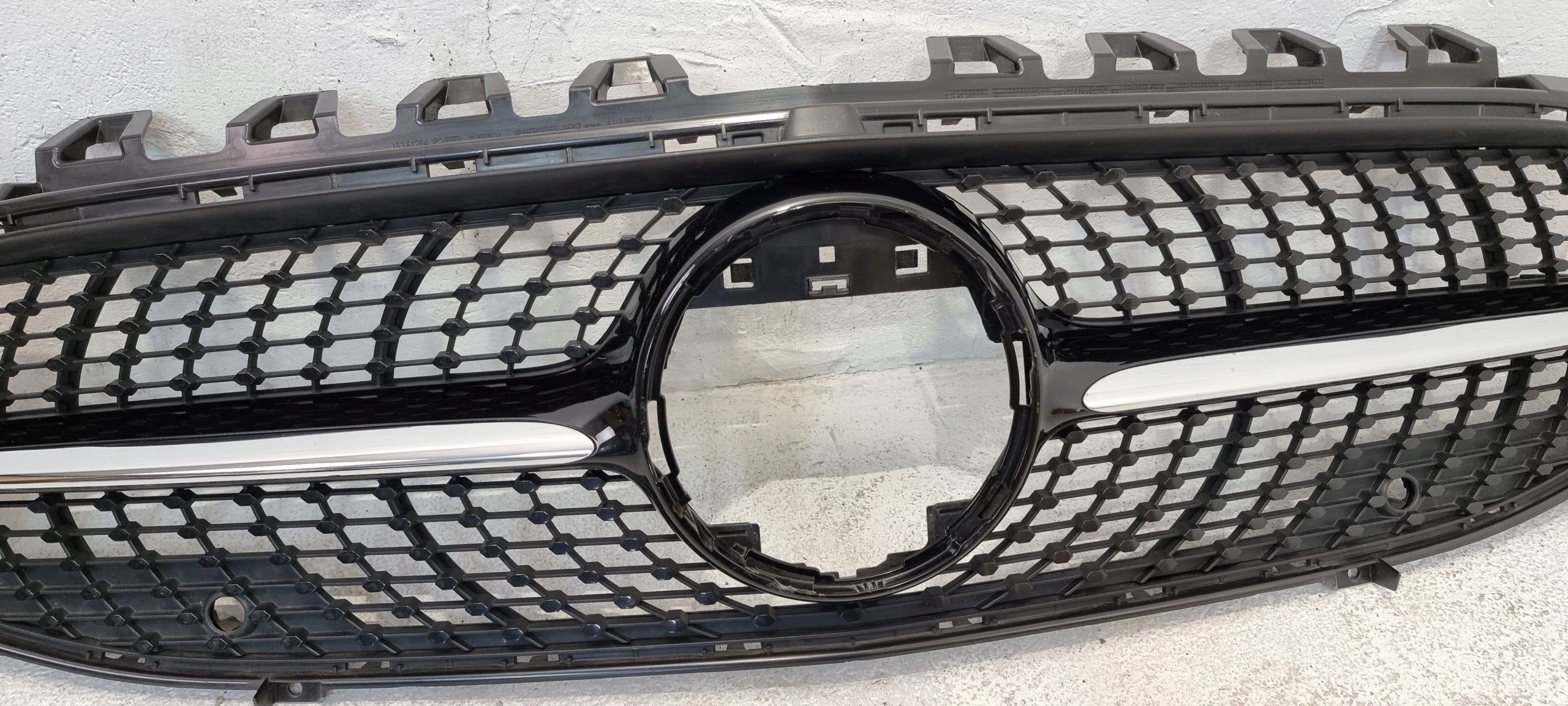 Kühlergrill Mercedes CLA W118 FRONTGRILL A1188880000 Kühlergitter