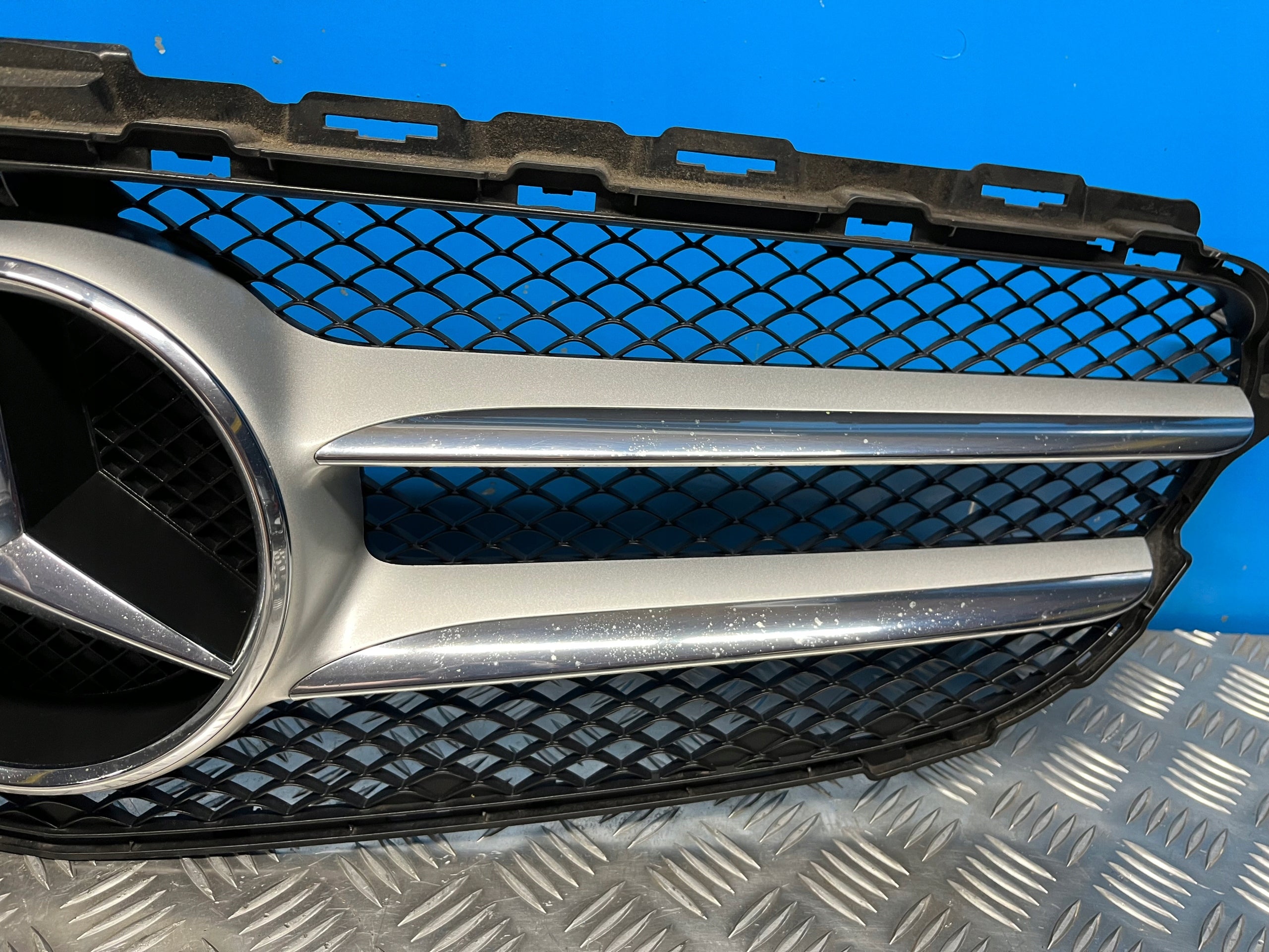 Kühlergrill Mercedes W205 A205 FRONTGRILL A2058800183 Kühlergitter