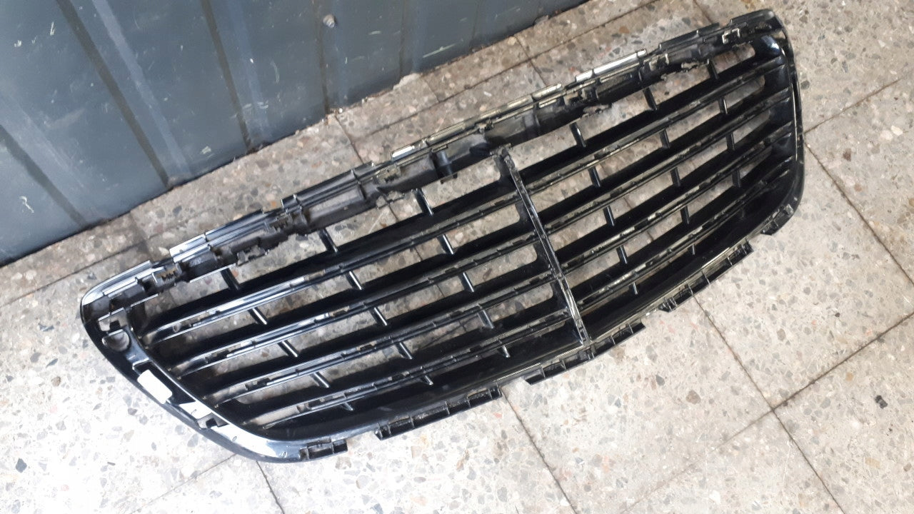 Kühlergrill Mercedes W222 A222 FRONTGRILL A2228800005 Kühlergitter