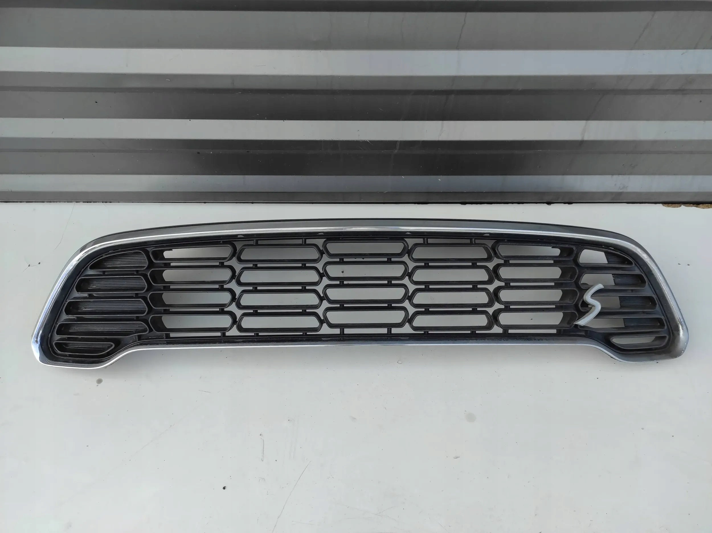 Kühlergrill Mini COUNTRYMAN R60 FRONTGRILL 9807476 Kühlergitter