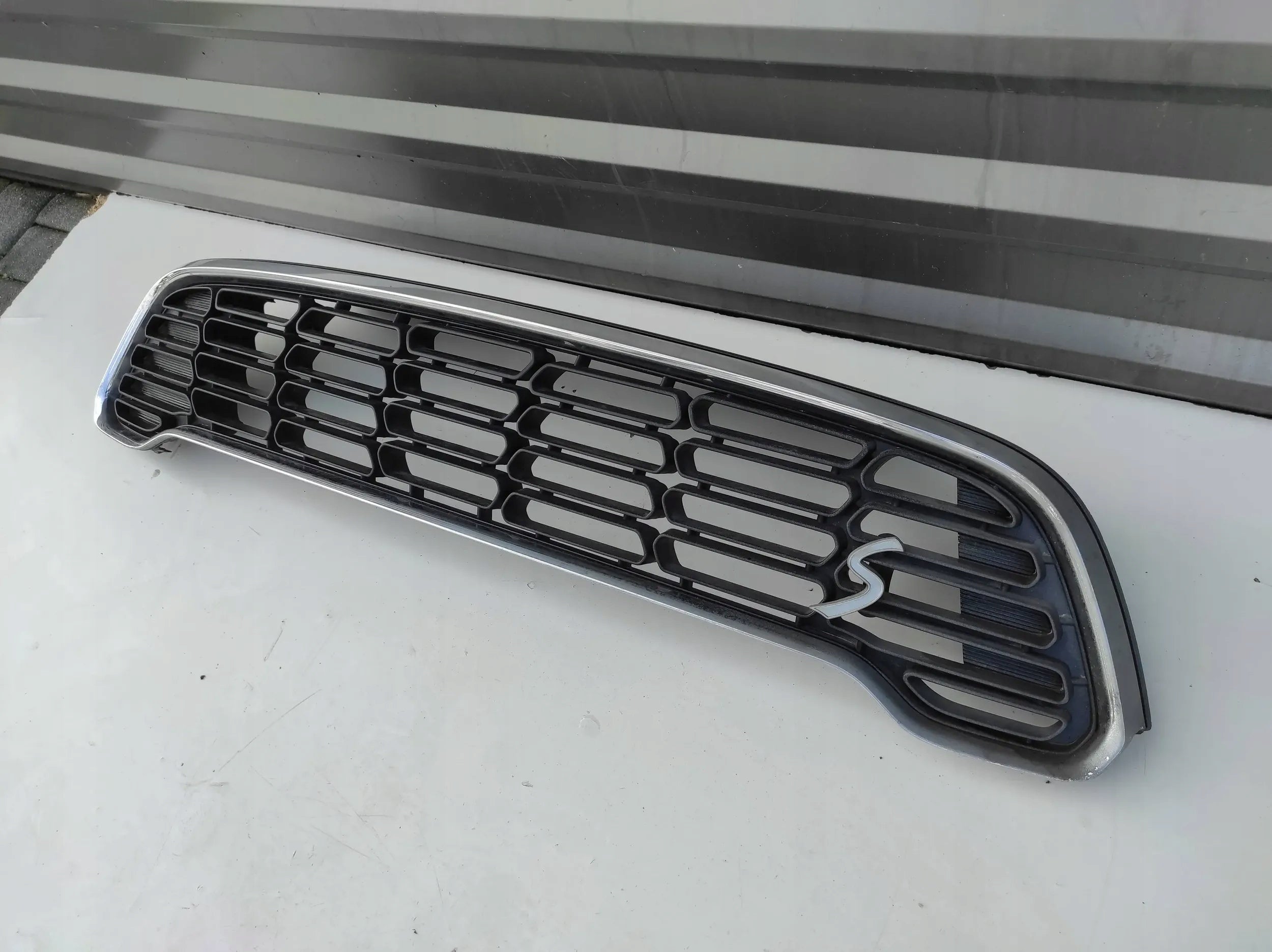 Kühlergrill Mini COUNTRYMAN R60 FRONTGRILL 9807476 Kühlergitter