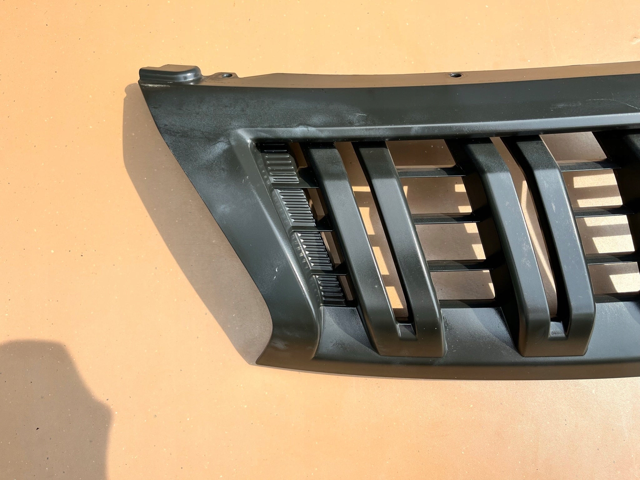 Kühlergrill Mitsubishi  FRONTGRILL 7450A885 Kühlergitter