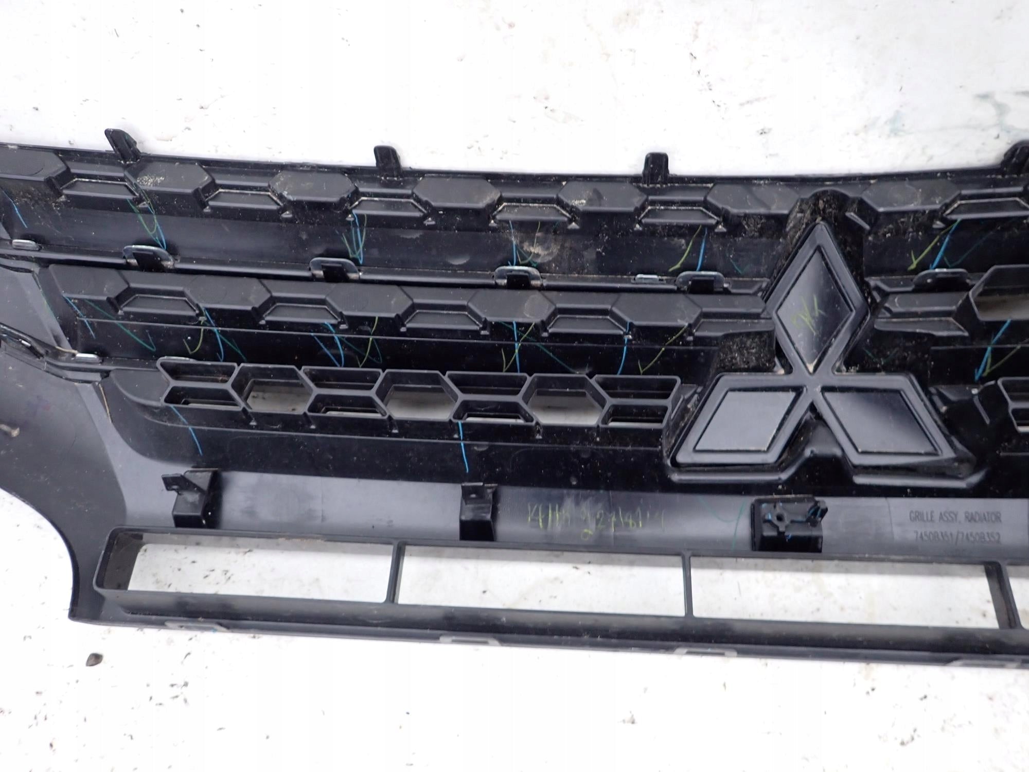 Kühlergrill Mitsubishi SPACE STAR I FRONTGRILL 7450B351 Kühlergitter