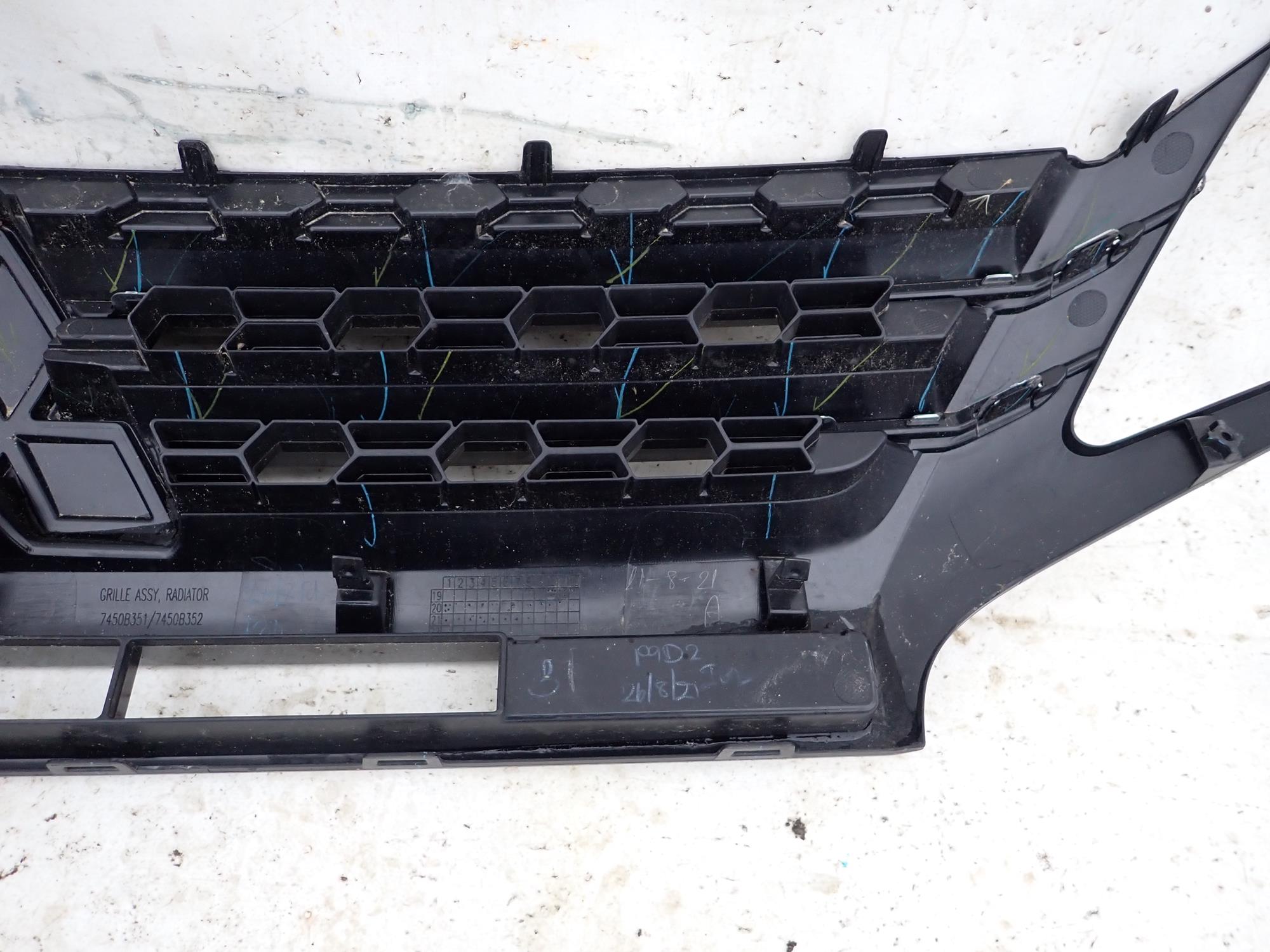 Kühlergrill Mitsubishi SPACE STAR I FRONTGRILL 7450B351 Kühlergitter