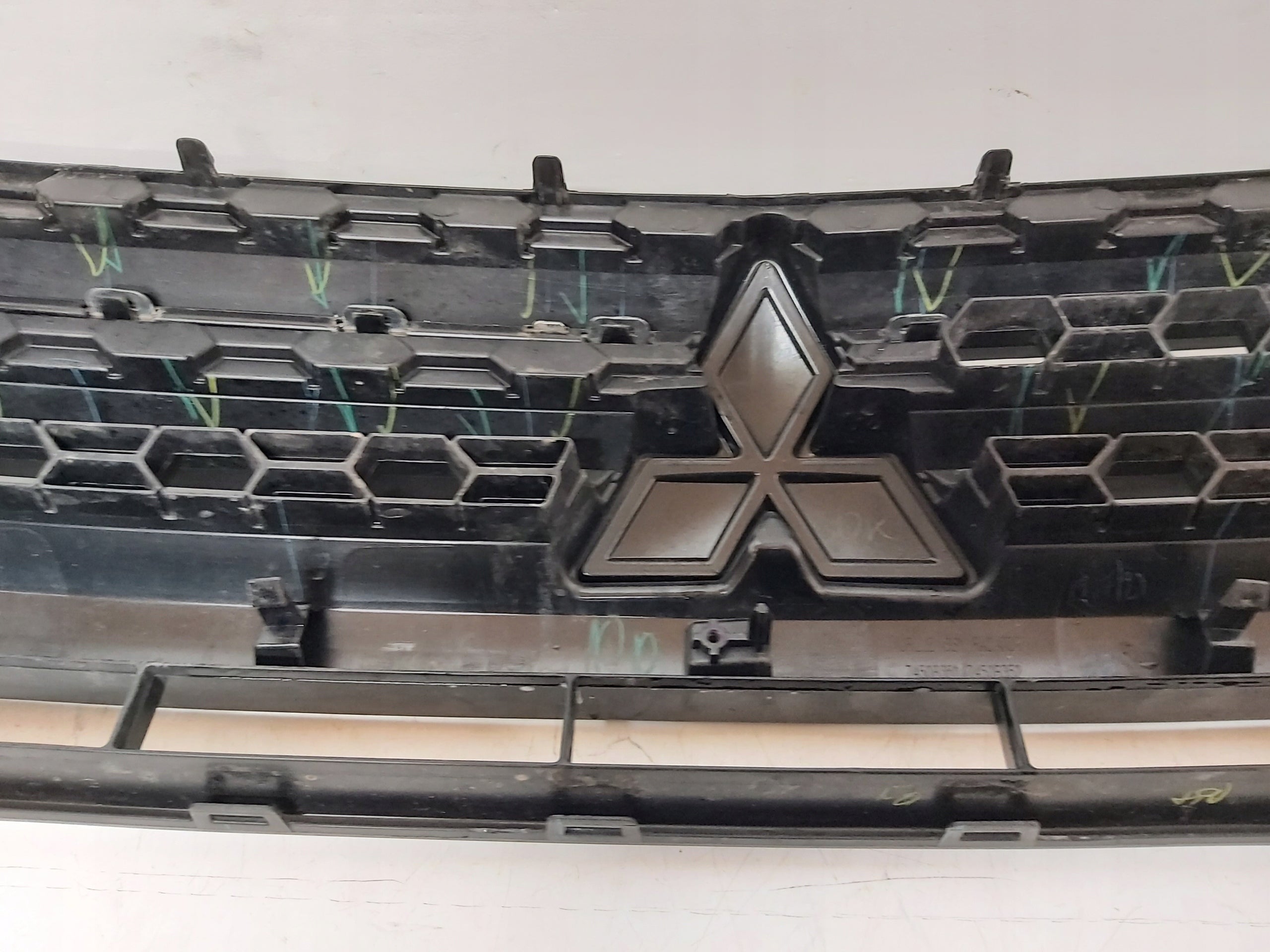 Kühlergrill Mitsubishi SPACE STAR I FRONTGRILL 7450B351 Kühlergitter