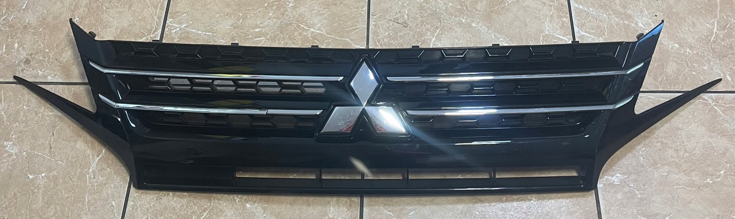  Kühlergrill Mitsubishi SPACE STAR I FRONTGRILL 7450B351 Kühlergitter product image