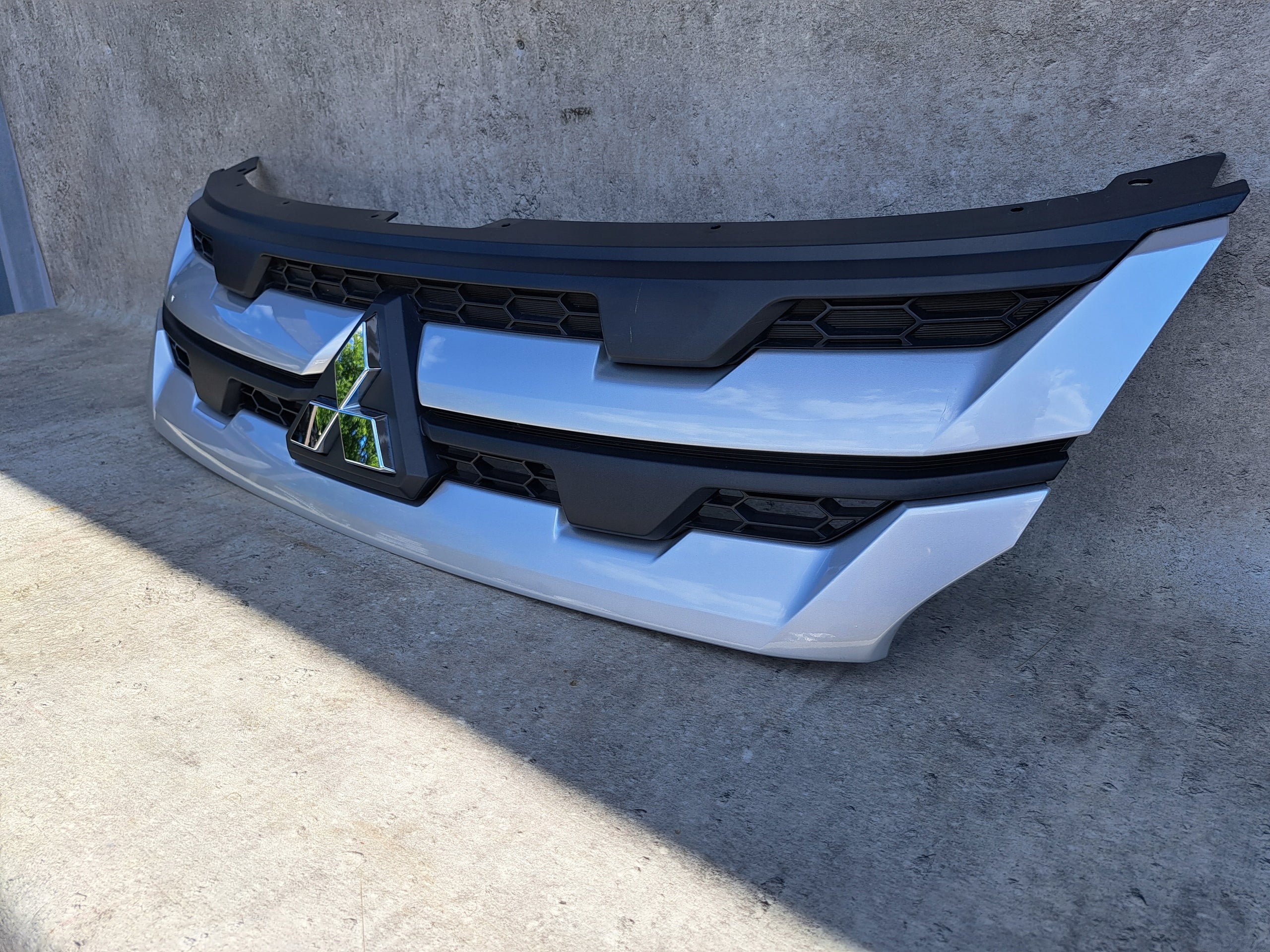 Kühlergrill Mitsubishi I ASX ASX 1 FRONTGRILL 7450B399 Kühlergitter