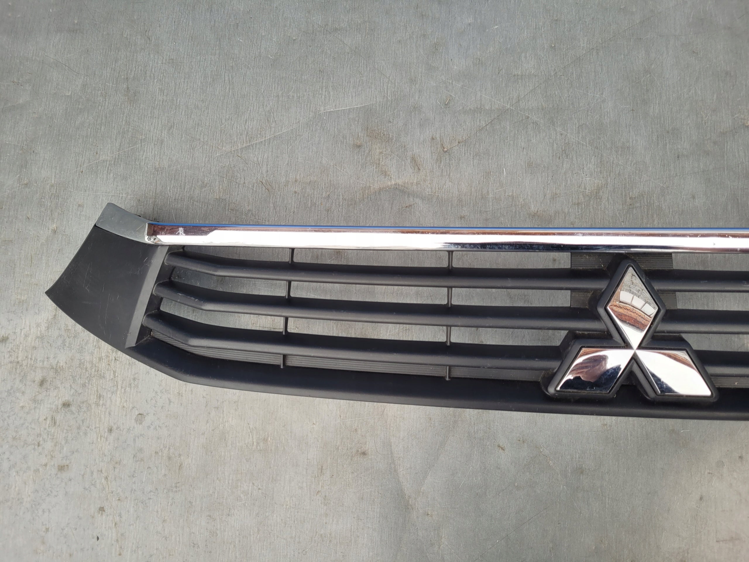 Kühlergrill Mitsubishi I ASX FRONTGRILL 6402A444 Kühlergitter