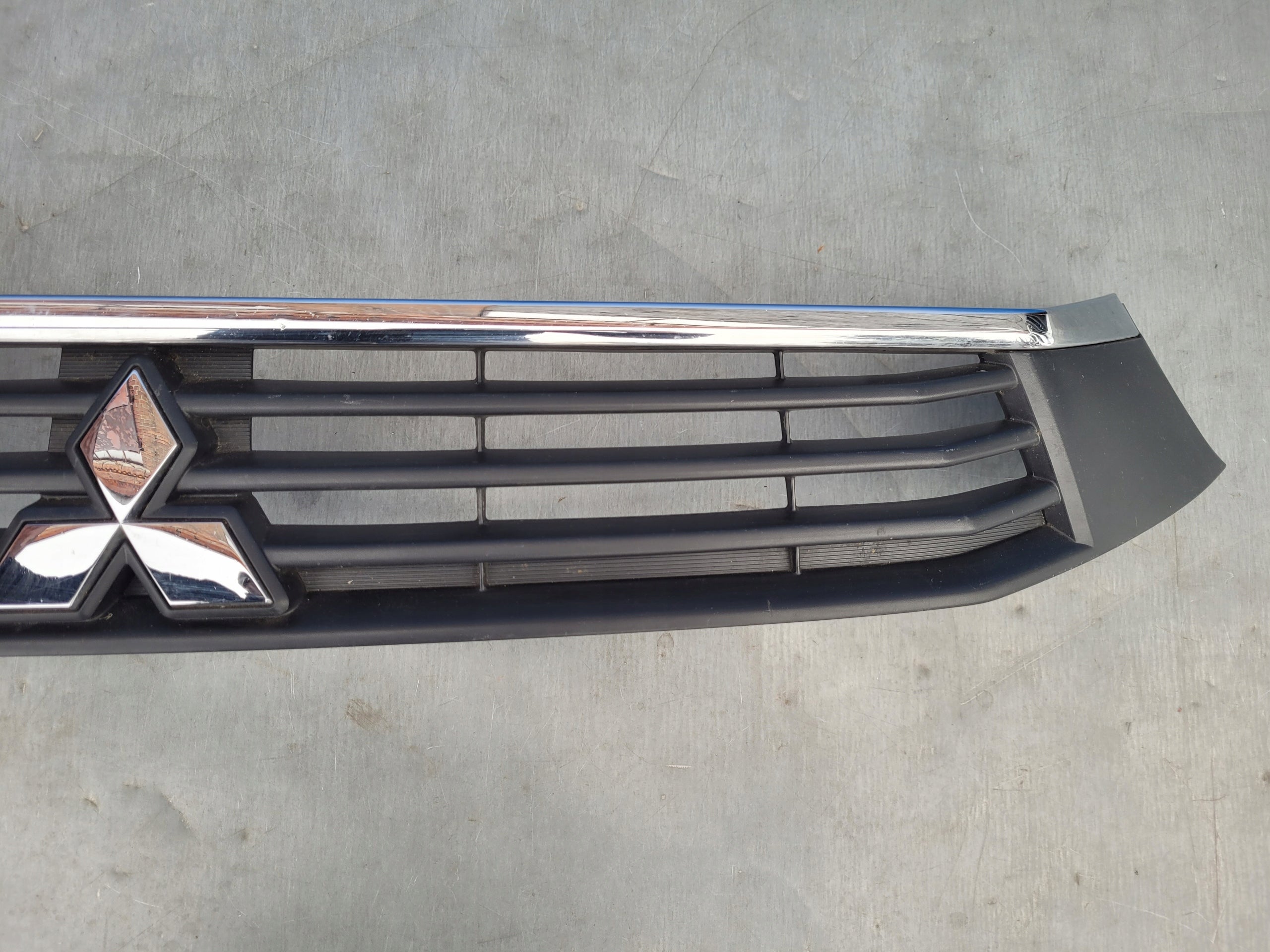 Kühlergrill Mitsubishi I ASX FRONTGRILL 6402A444 Kühlergitter