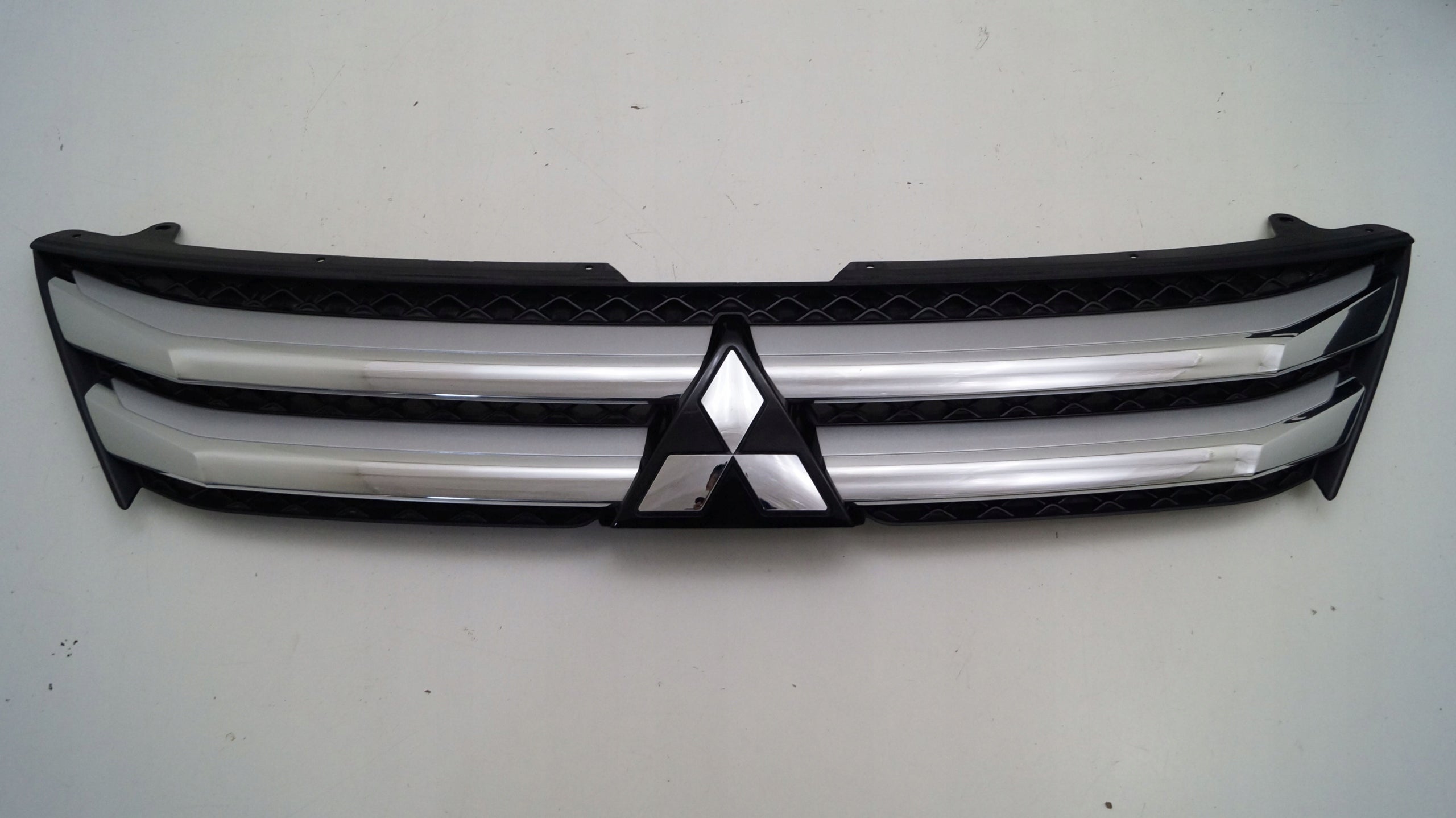 Kühlergrill Mitsubishi I ECLIPSE CROSS FRONTGRILL 7450B048 Kühlergitter