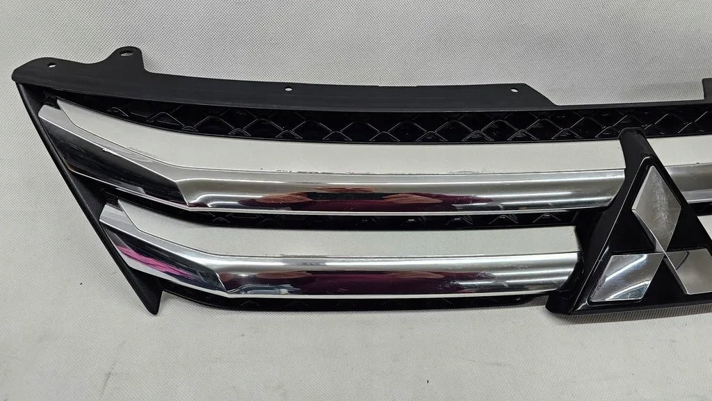 Kühlergrill Mitsubishi I ECLIPSE CROSS FRONTGRILL 7450B048 Kühlergitter