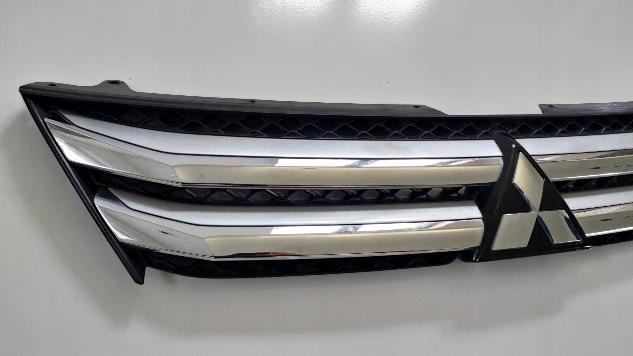 Kühlergrill Mitsubishi I ECLIPSE CROSS FRONTGRILL 7450B048 Kühlergitter