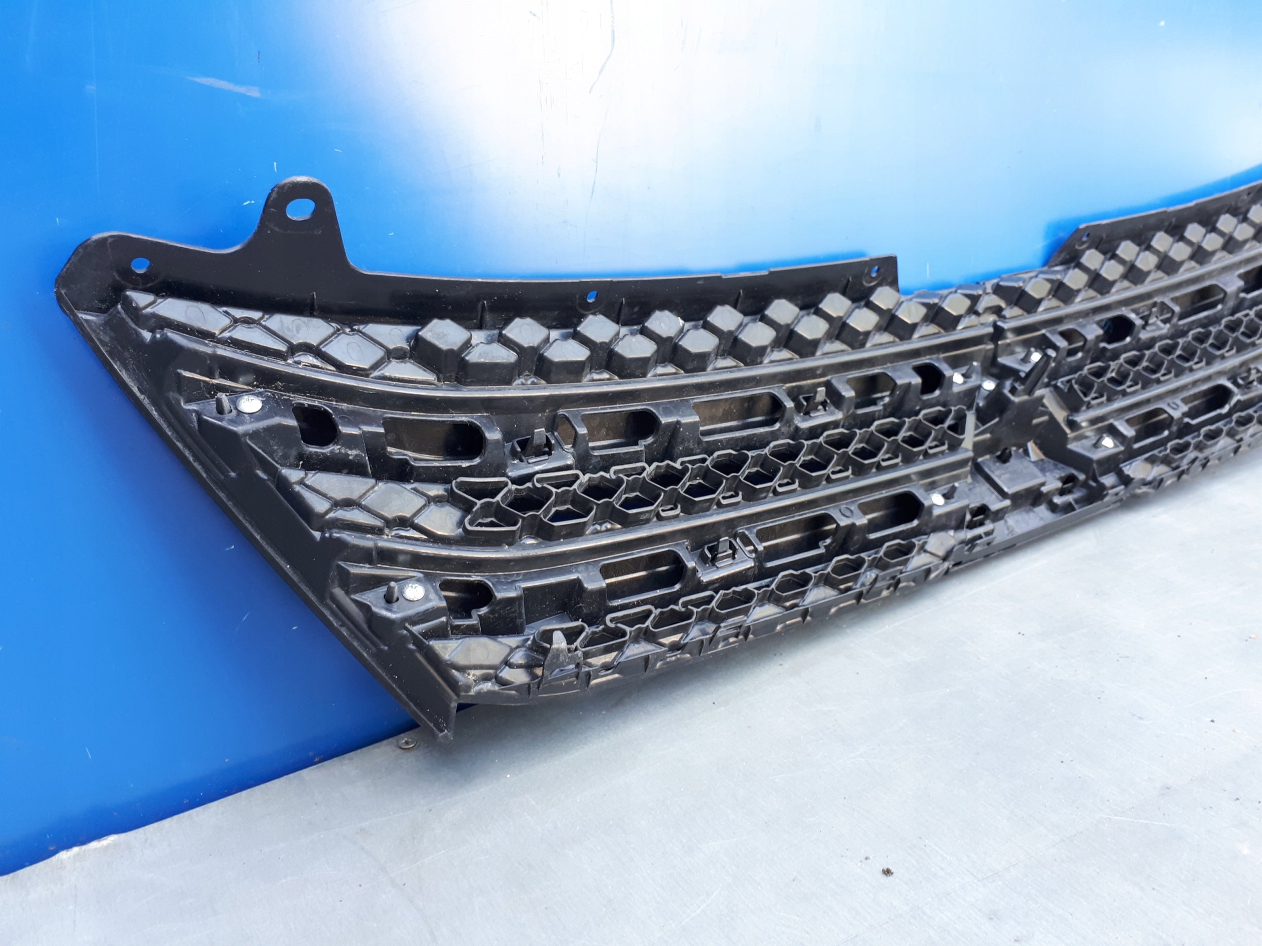 Kühlergrill Mitsubishi I ECLIPSE CROSS FRONTGRILL 7450B048 Kühlergitter