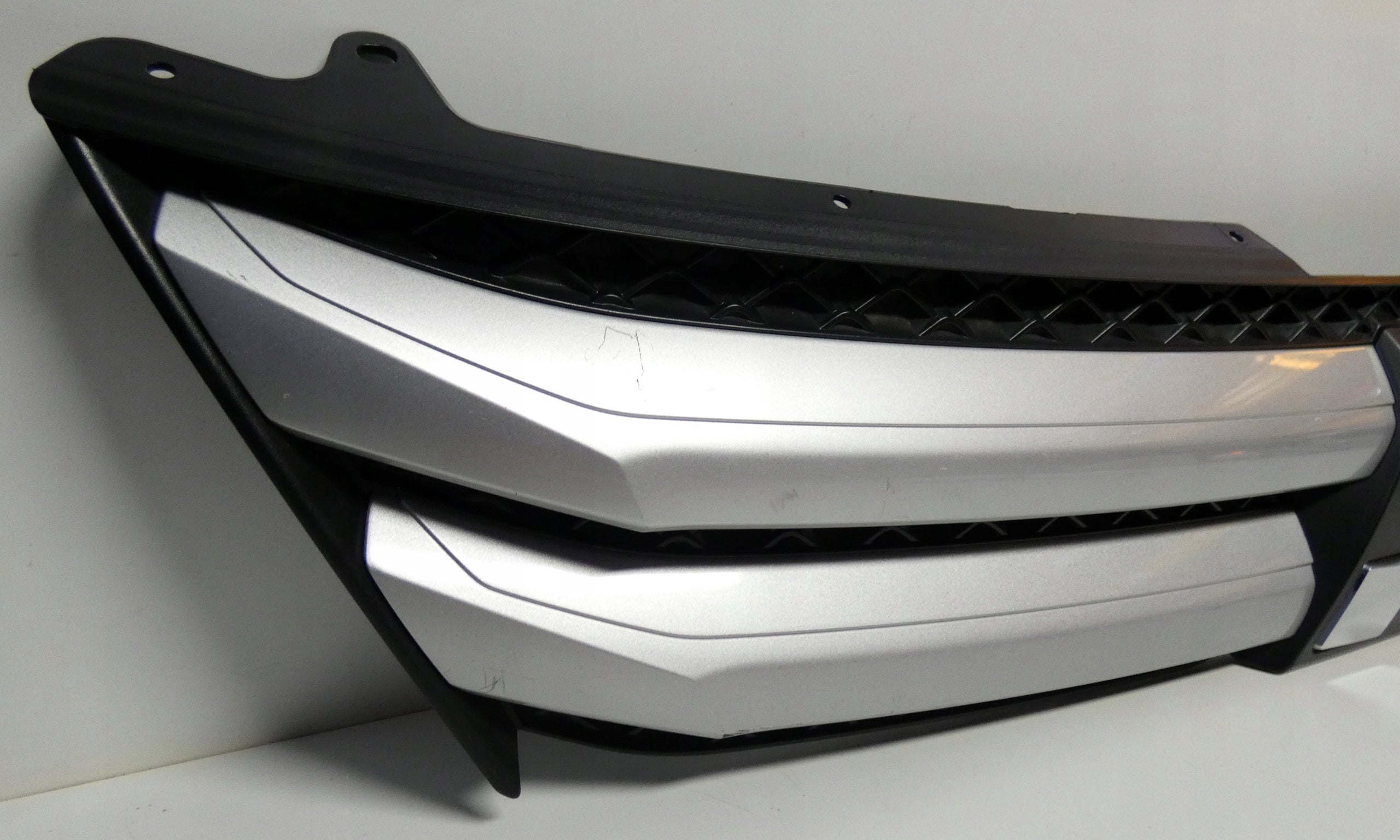 Kühlergrill Mitsubishi I ECLIPSE CROSS FRONTGRILL 7450B072 Kühlergitter