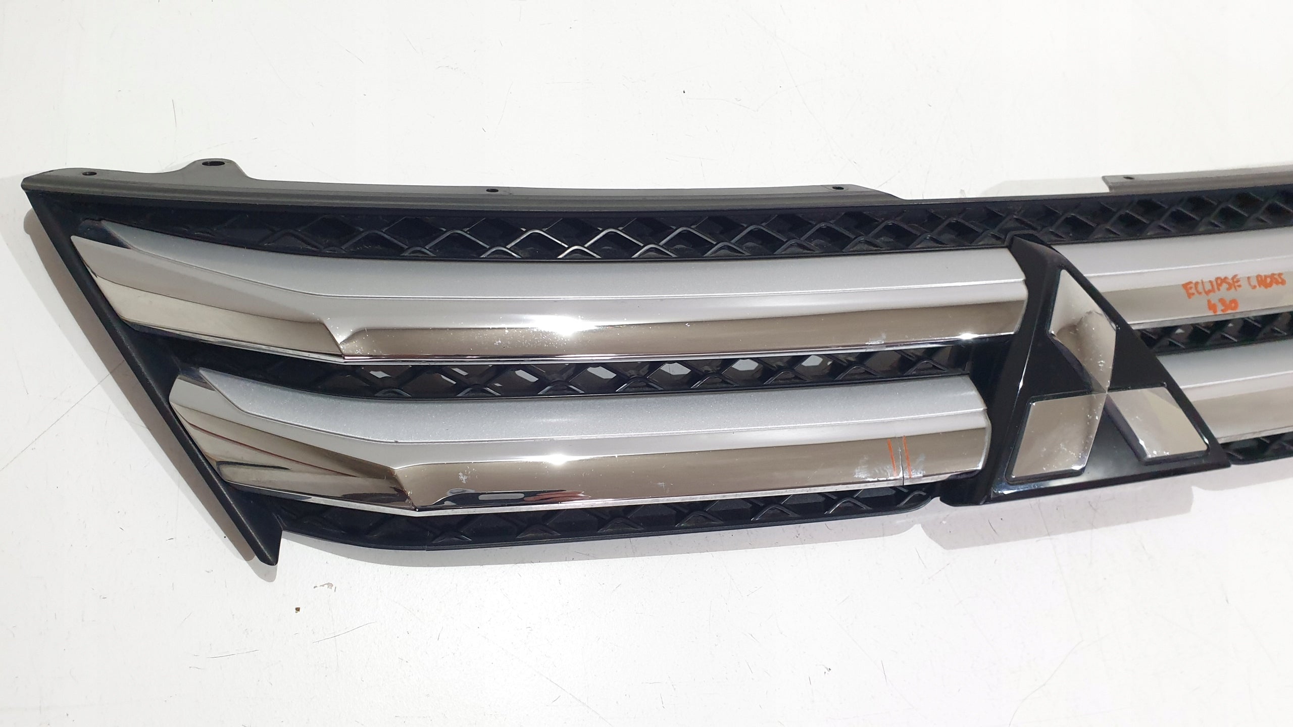 Kühlergrill Mitsubishi I ECLIPSE CROSS FRONTGRILL 7450B072 Kühlergitter