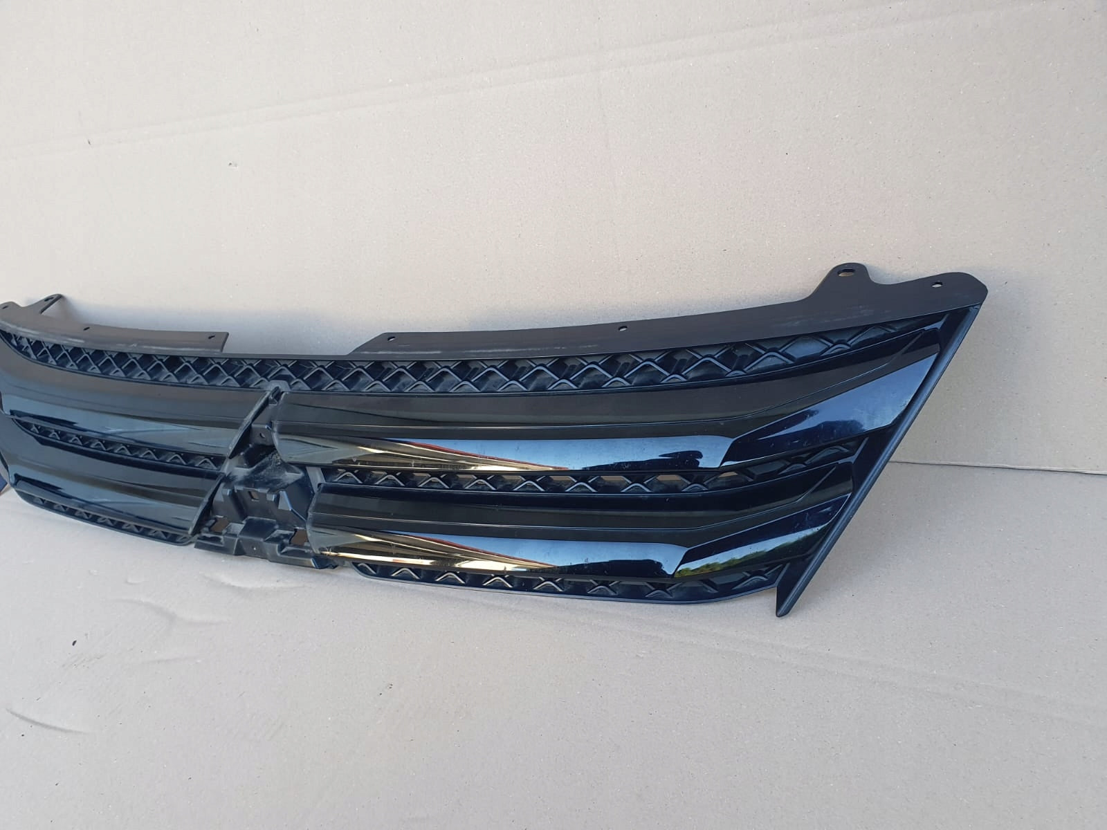 Kühlergrill Mitsubishi I ECLIPSE CROSS FRONTGRILL Kühlergitter