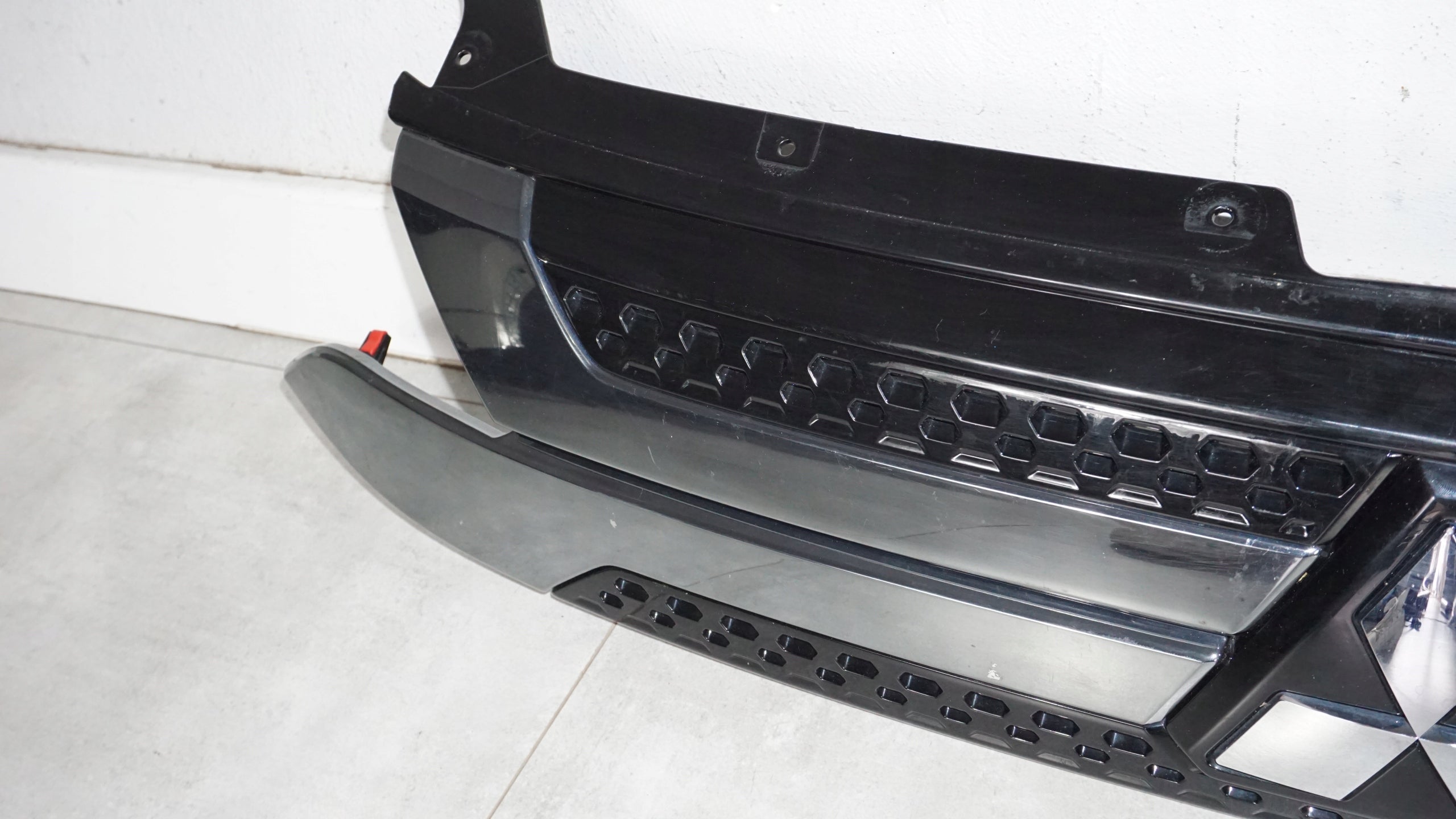 Kühlergrill Mitsubishi OUTLANDER FRONTGRILL 7450B308 Kühlergitter