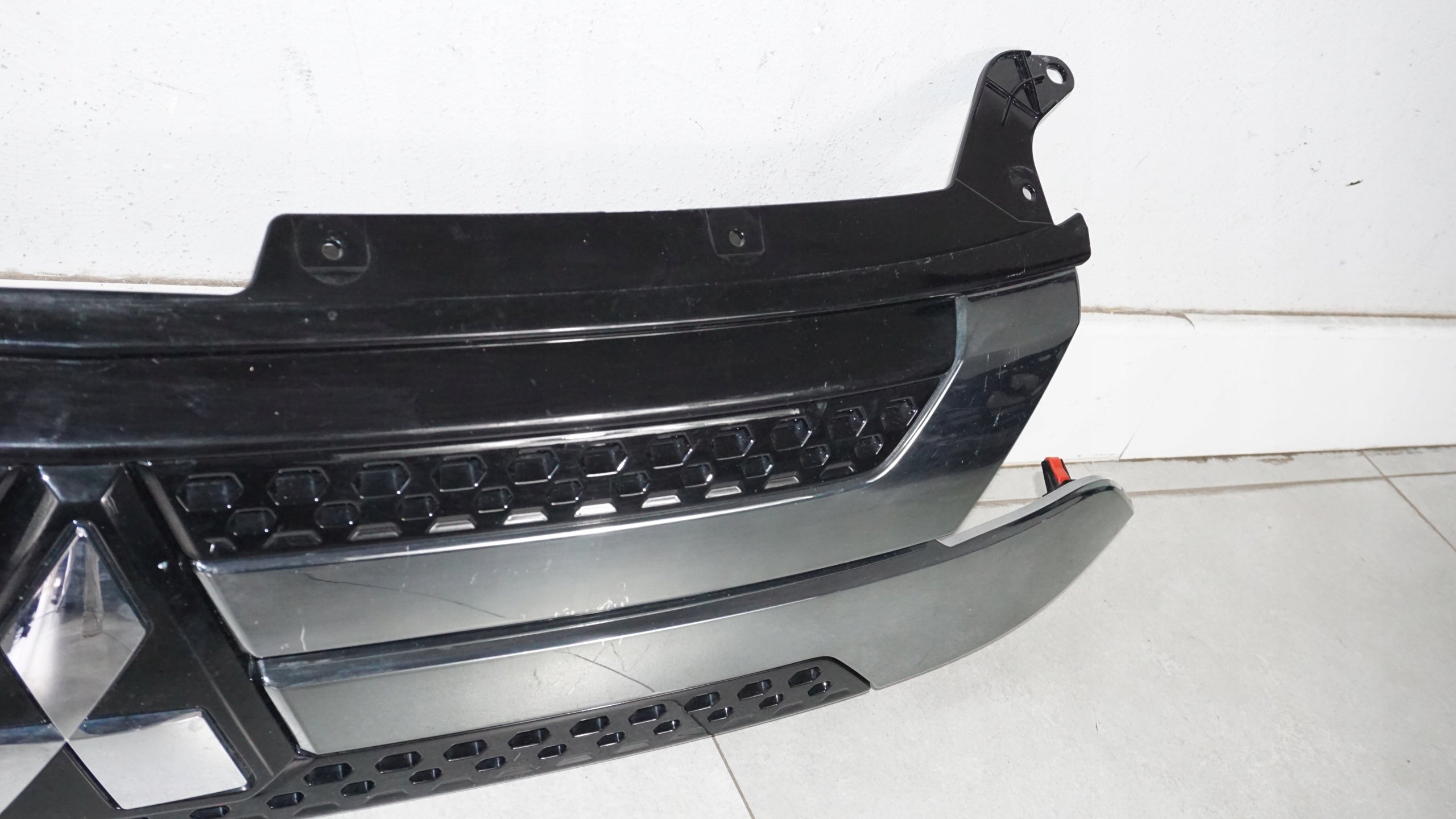 Kühlergrill Mitsubishi OUTLANDER FRONTGRILL 7450B308 Kühlergitter