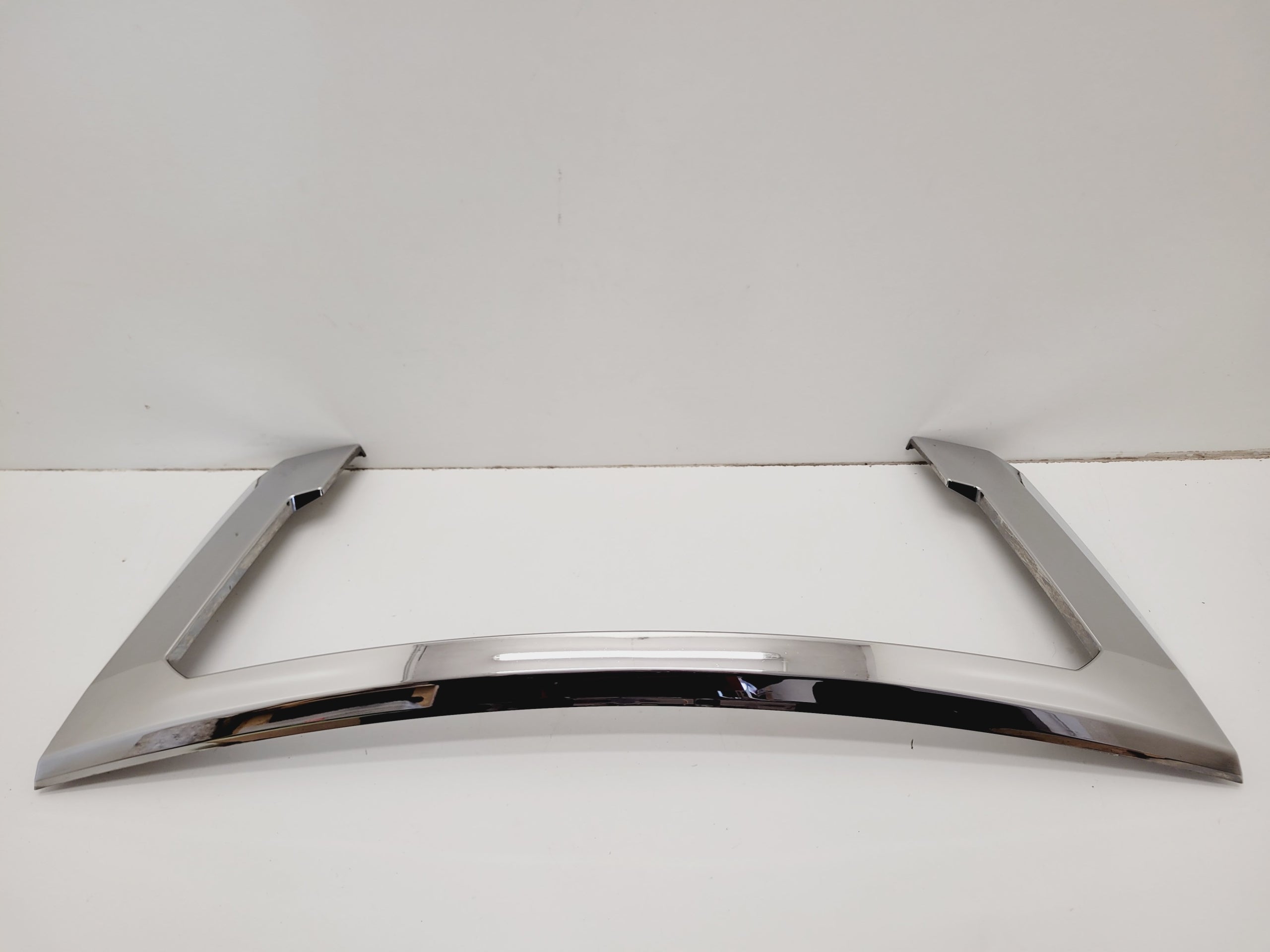 Kühlergrill Nissan NV300 FRONTGRILL 62385962R6 Kühlergitter