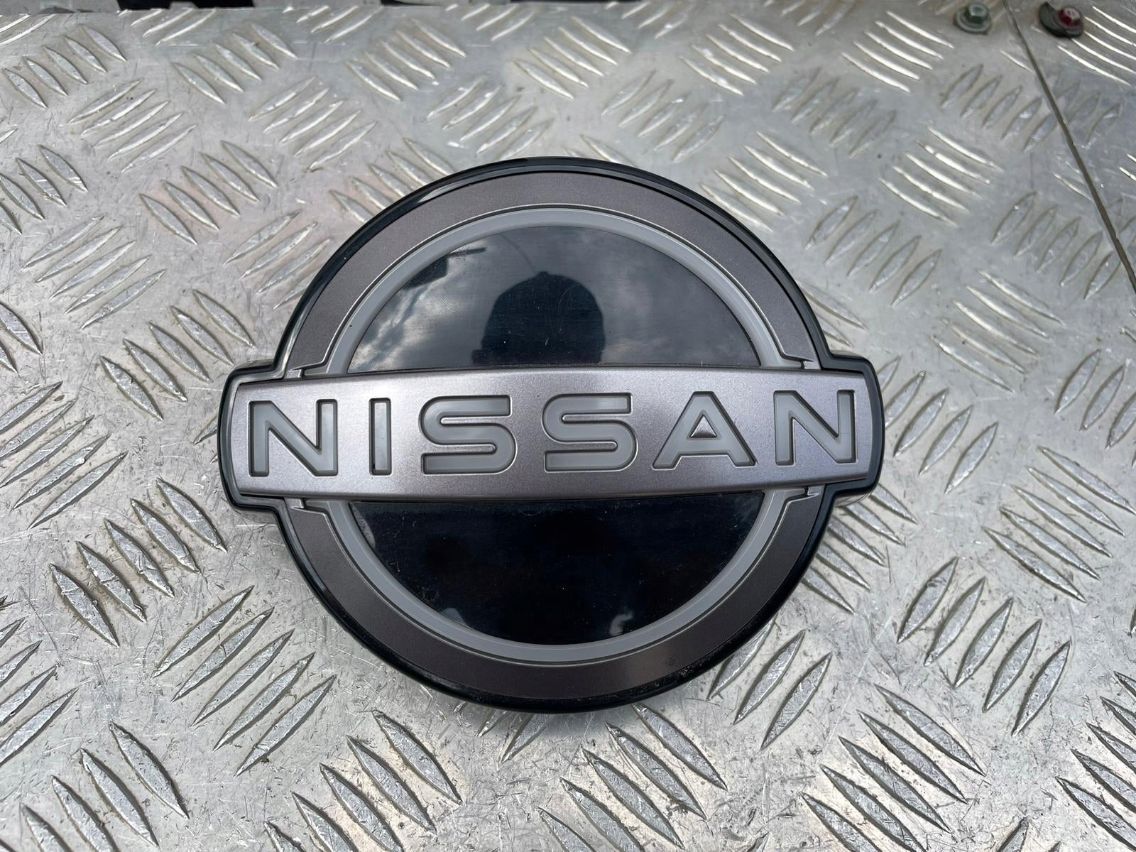  Kühlergrill Nissan ARIYA FRONTGRILL Kühlergitter product image