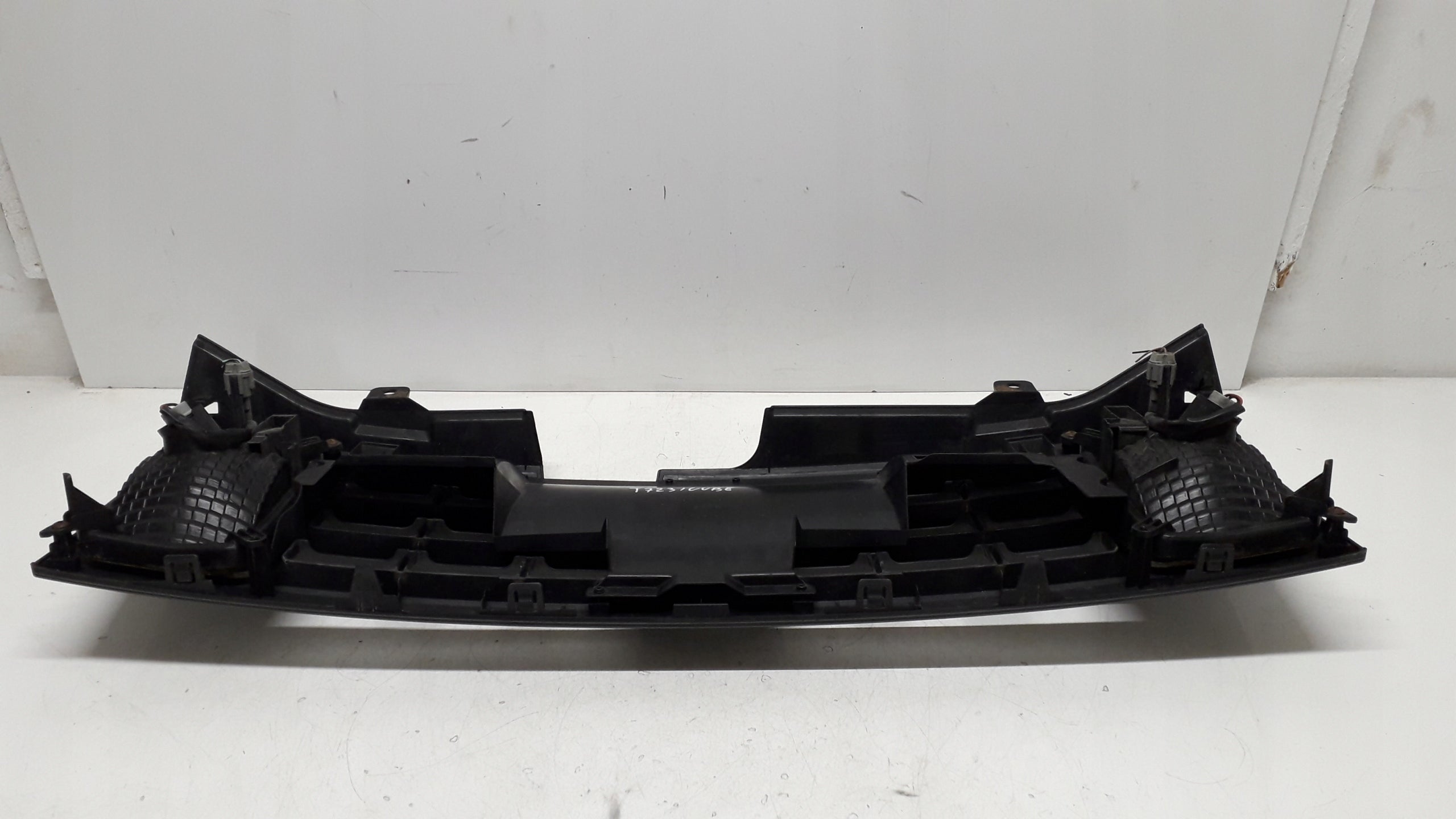 Kühlergrill Nissan CUBE FRONTGRILL 623123U800 Kühlergitter