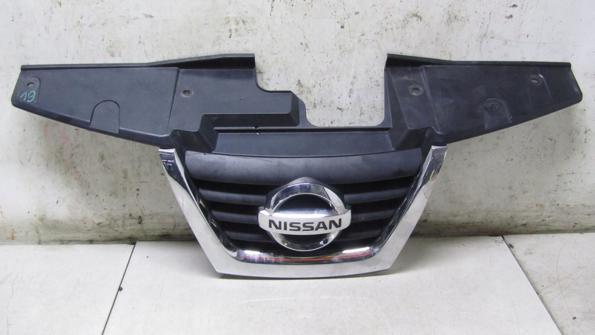  Kühlergrill Nissan JUKE F15 4 FRONTGRILL Kühlergitter product image