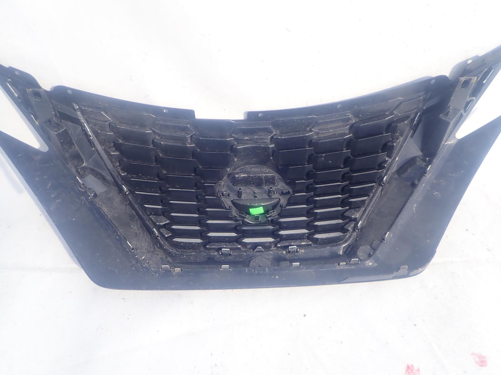 Kühlergrill Nissan JUKE FRONTGRILL 623106PA0A Kühlergitter