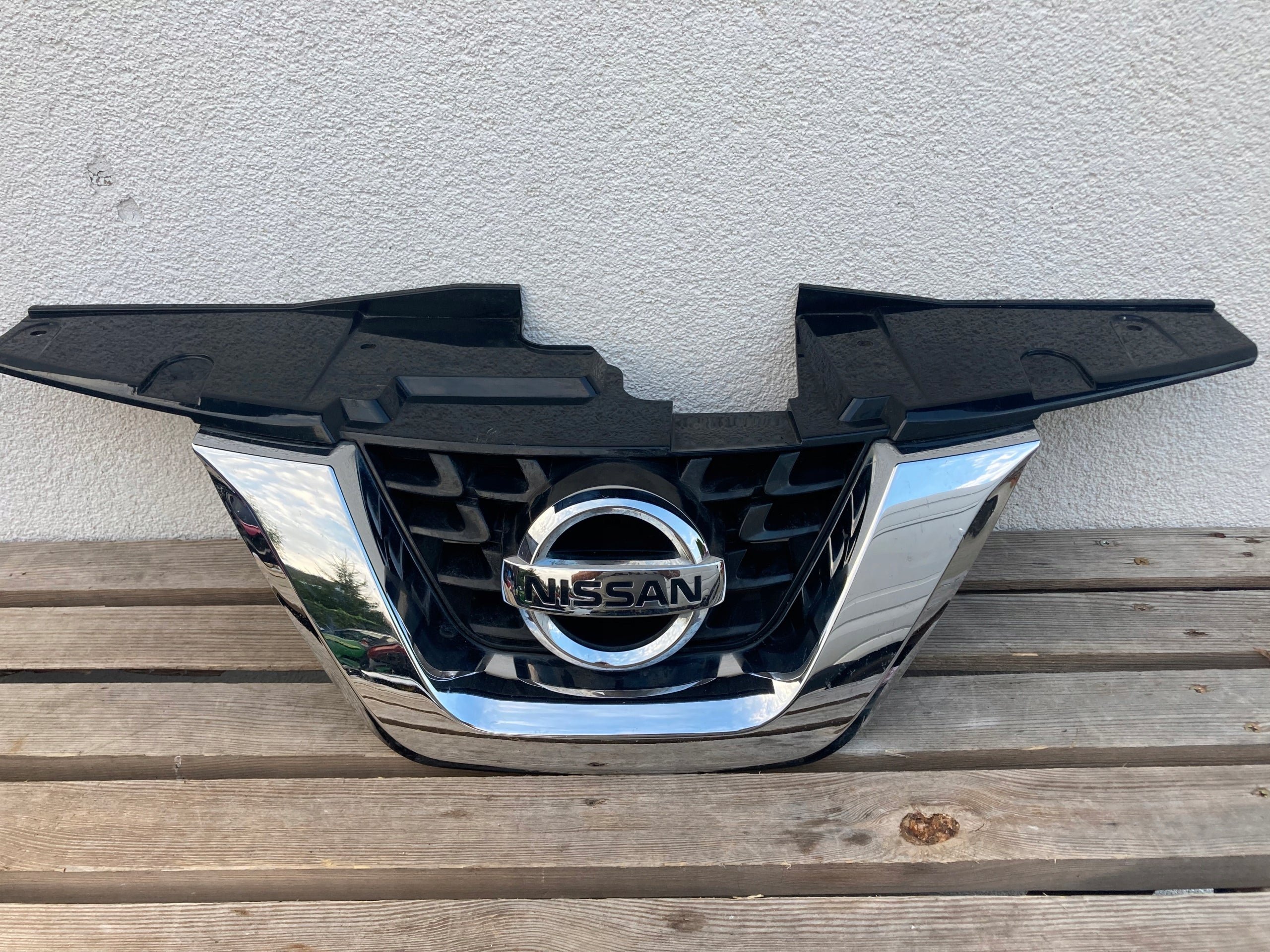 Kühlergrill Nissan JUKE FRONTGRILL Kühlergitter