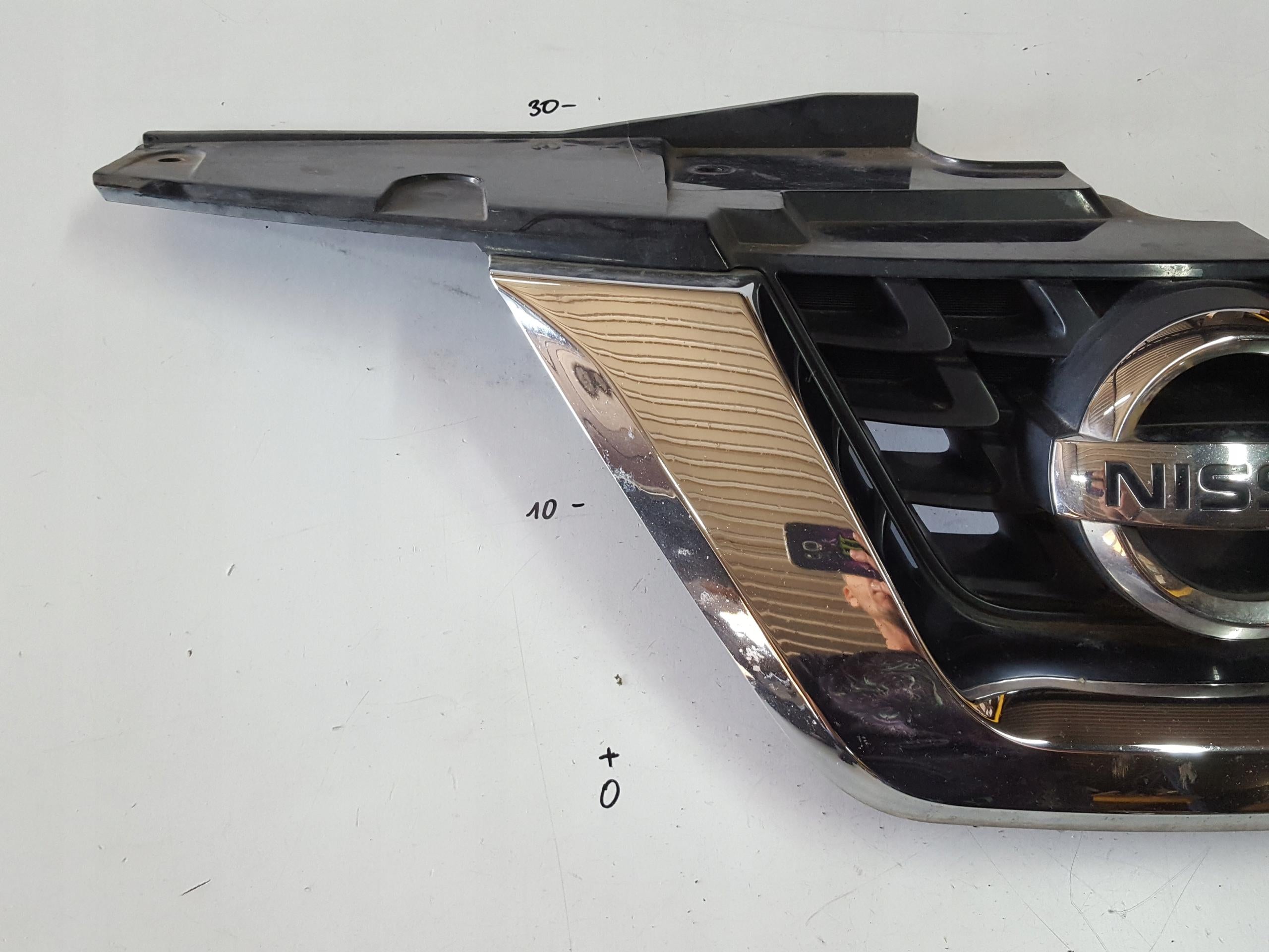 Kühlergrill Nissan F15 JUKE 4 FRONTGRILL Kühlergitter