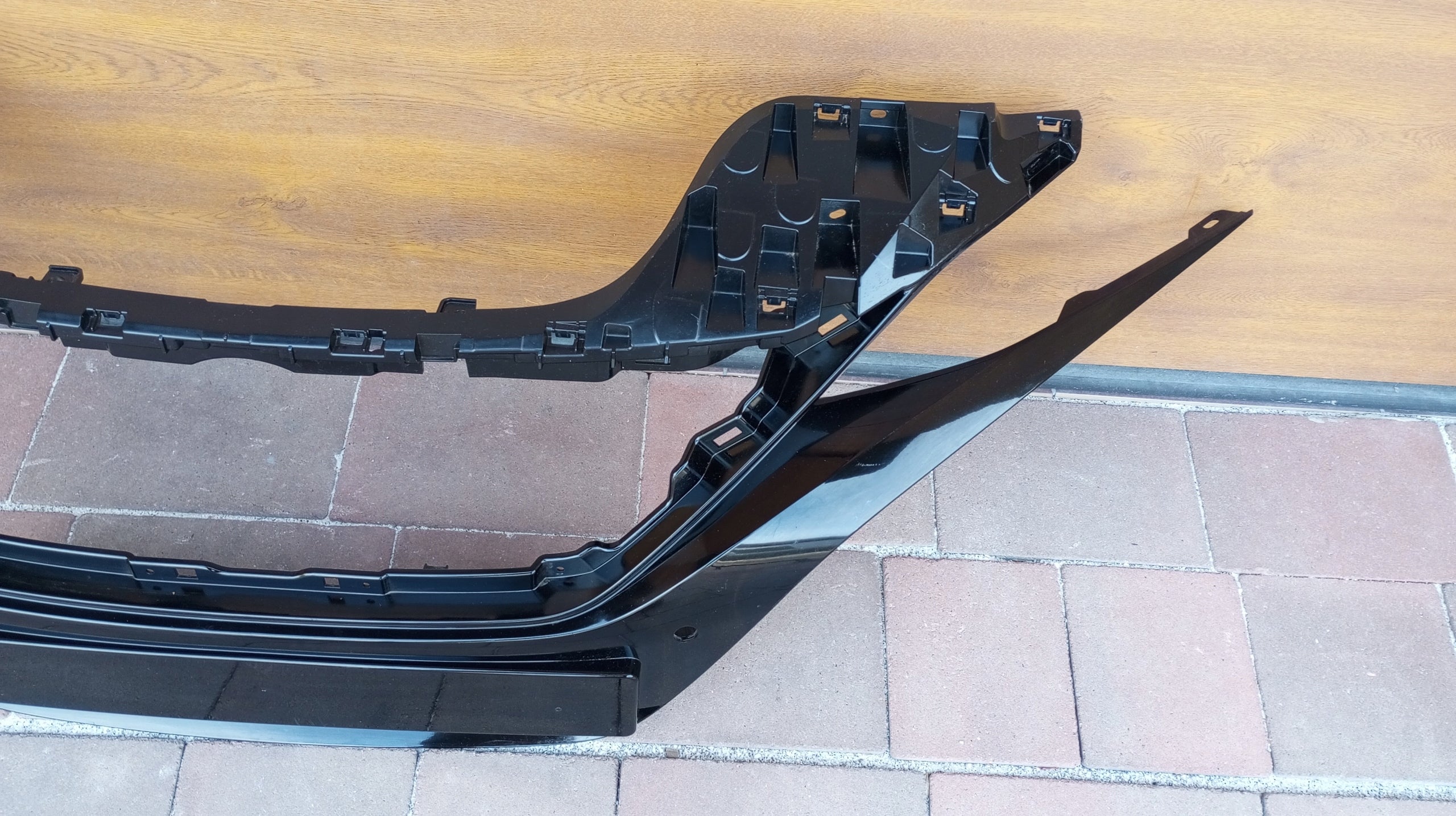 Kühlergrill Nissan ZE1 LEAF FRONTGRILL 620706WK6A Kühlergitter