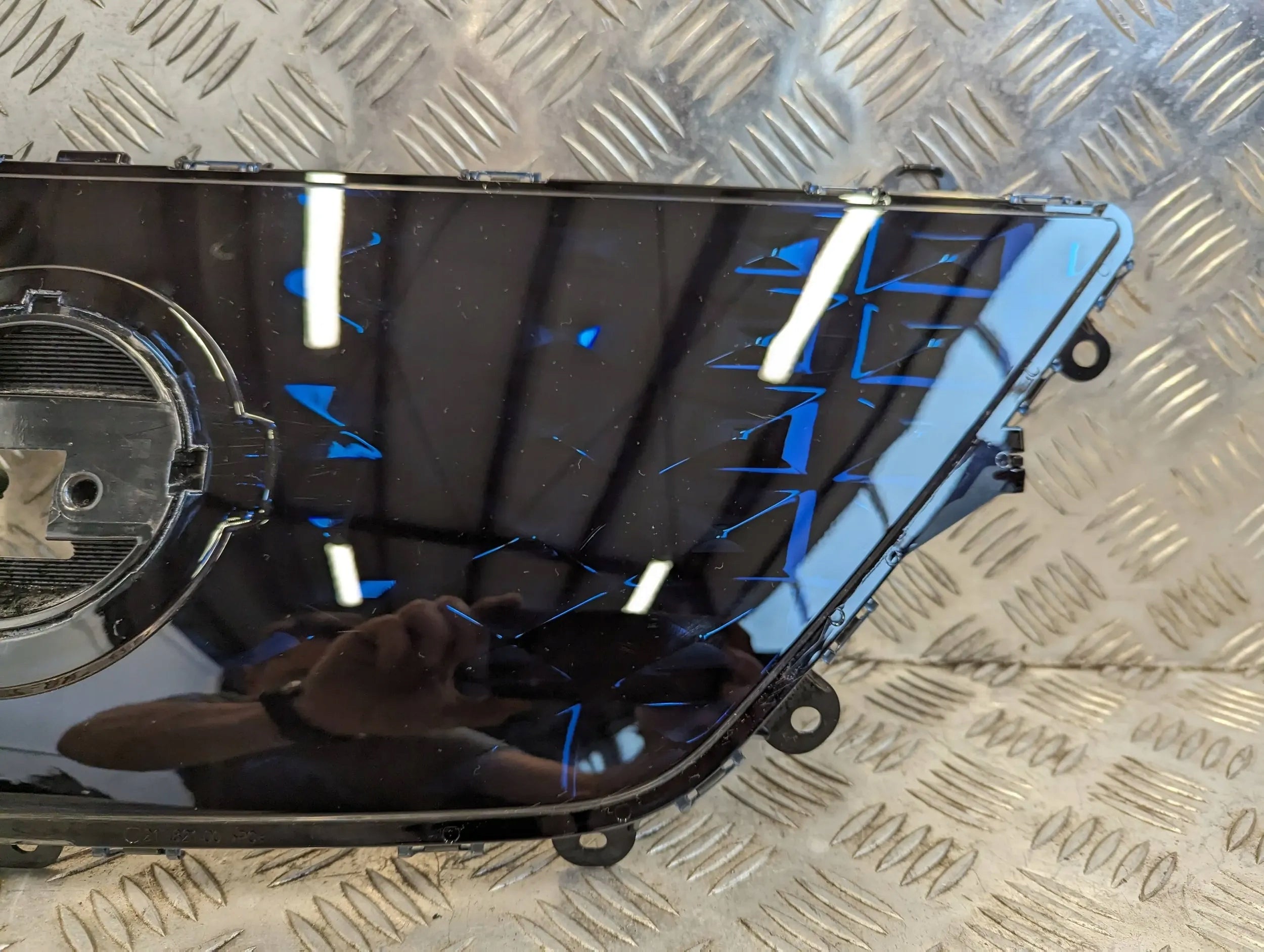 Kühlergrill Nissan LEAF 4 ZE1 FRONTGRILL 620725SK0D Kühlergitter