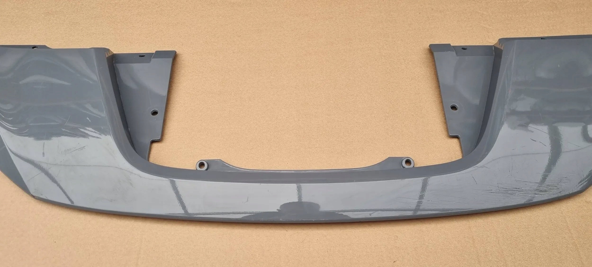 Kühlergrill Nissan LEAF FRONTGRILL 623205SH0A Kühlergitter