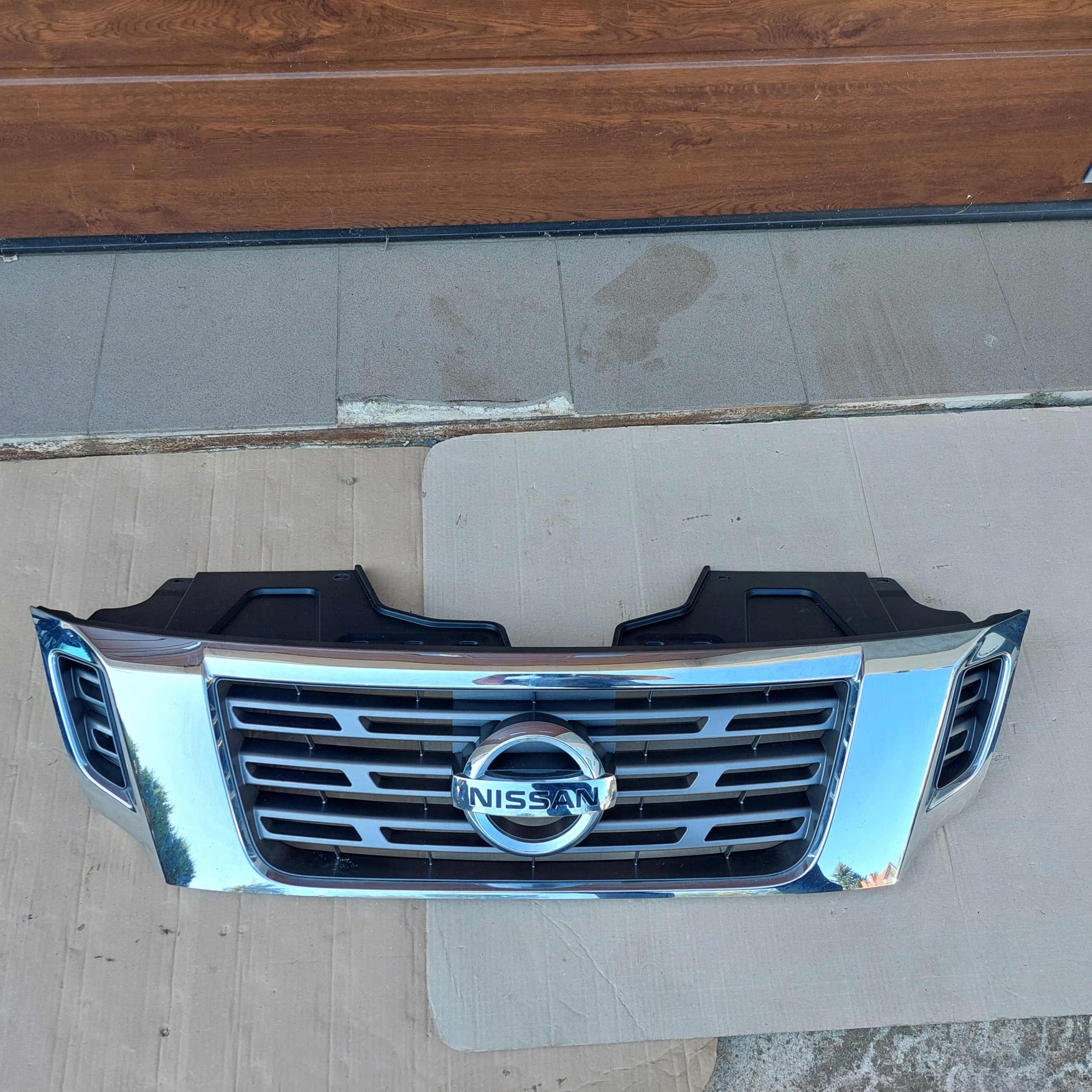 Kühlergrill Nissan 4 NAVARA NP300 FRONTGRILL 623104kj0d Kühlergitter