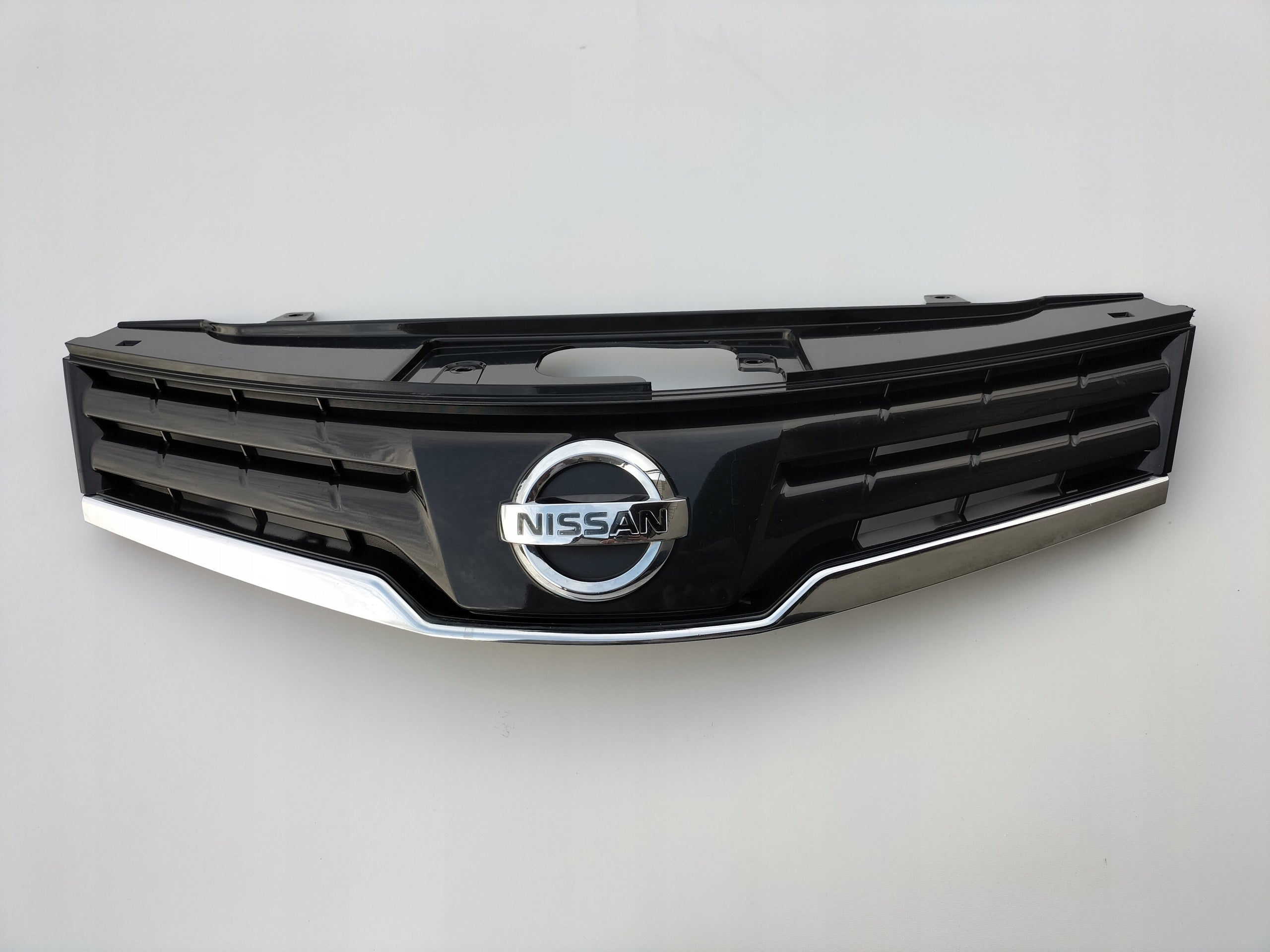 Kühlergrill Nissan NOTE E11 FRONTGRILL 62310BH00H Kühlergitter