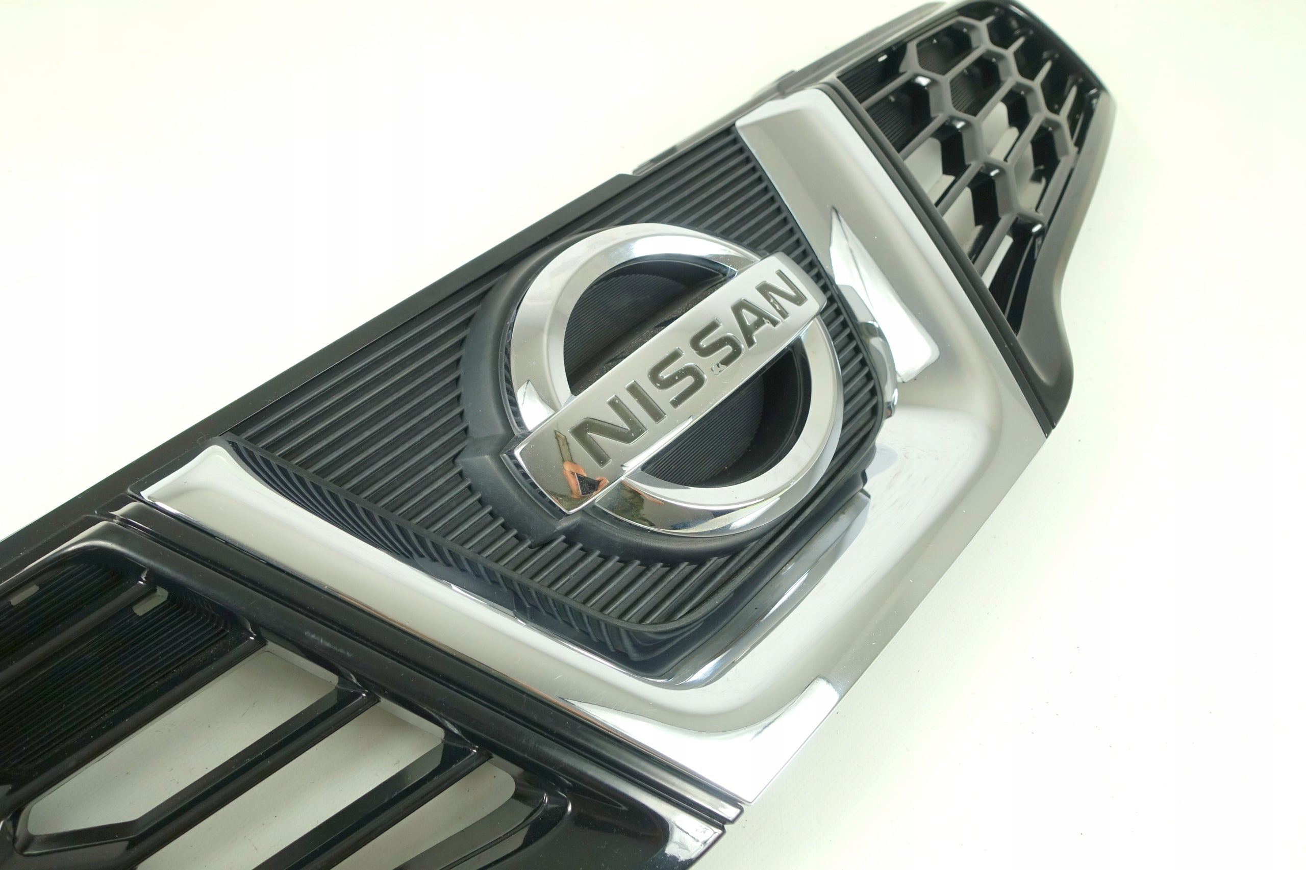 Kühlergrill Nissan QASHQAI J10 4 FRONTGRILL 62310BR00A Kühlergitter