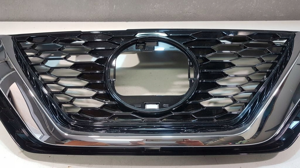 Kühlergrill Nissan QASHQAI FRONTGRILL 62310HV3Ni Kühlergitter