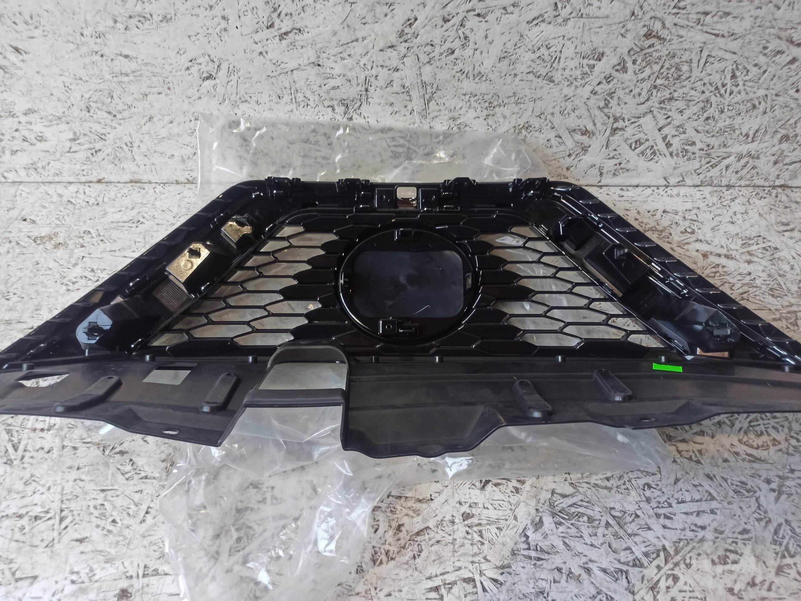 Kühlergrill Nissan J11 QASHQAI FRONTGRILL 62398HV80A Kühlergitter