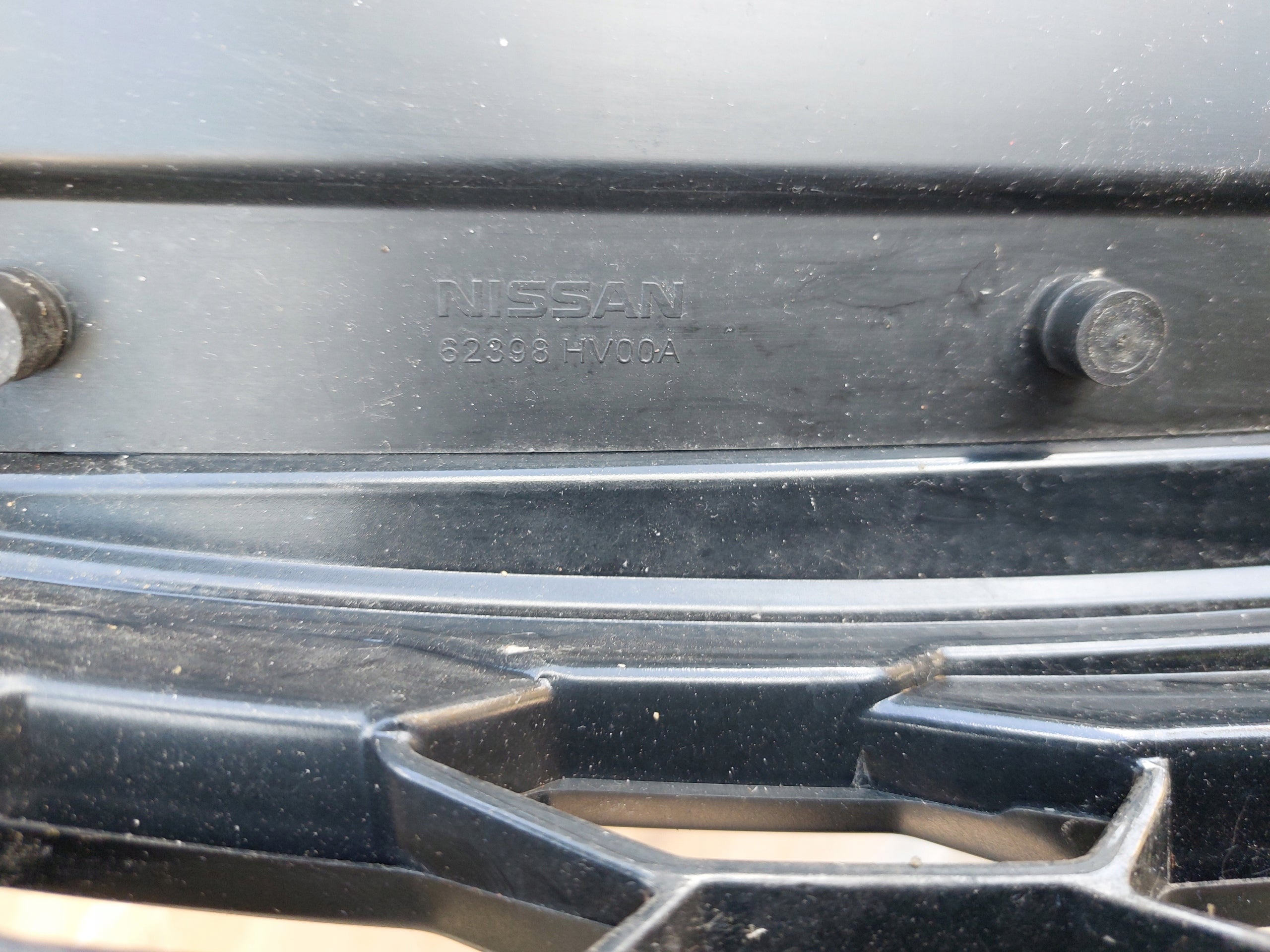 Kühlergrill Nissan QASHQAI FRONTGRILL 62310HV00A Kühlergitter