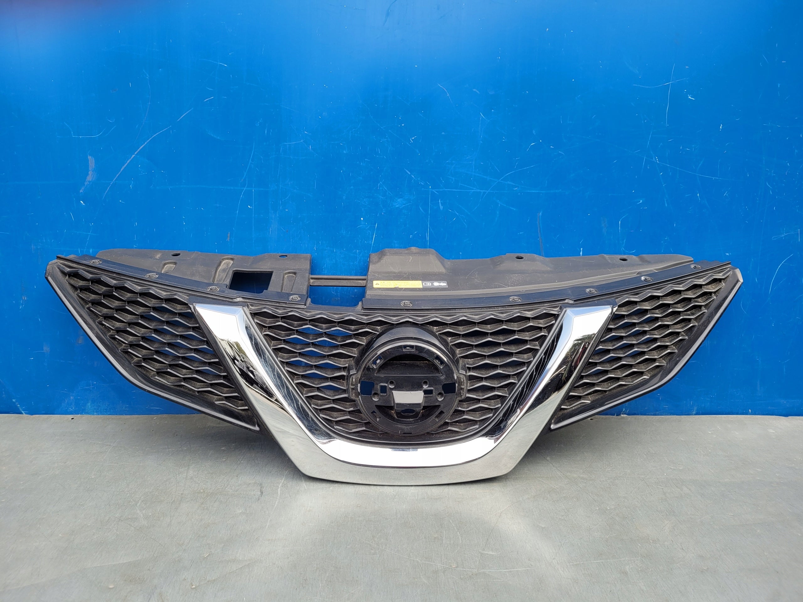 Kühlergrill Nissan J11 QASHQAI FRONTGRILL 623104EA2D Kühlergitter