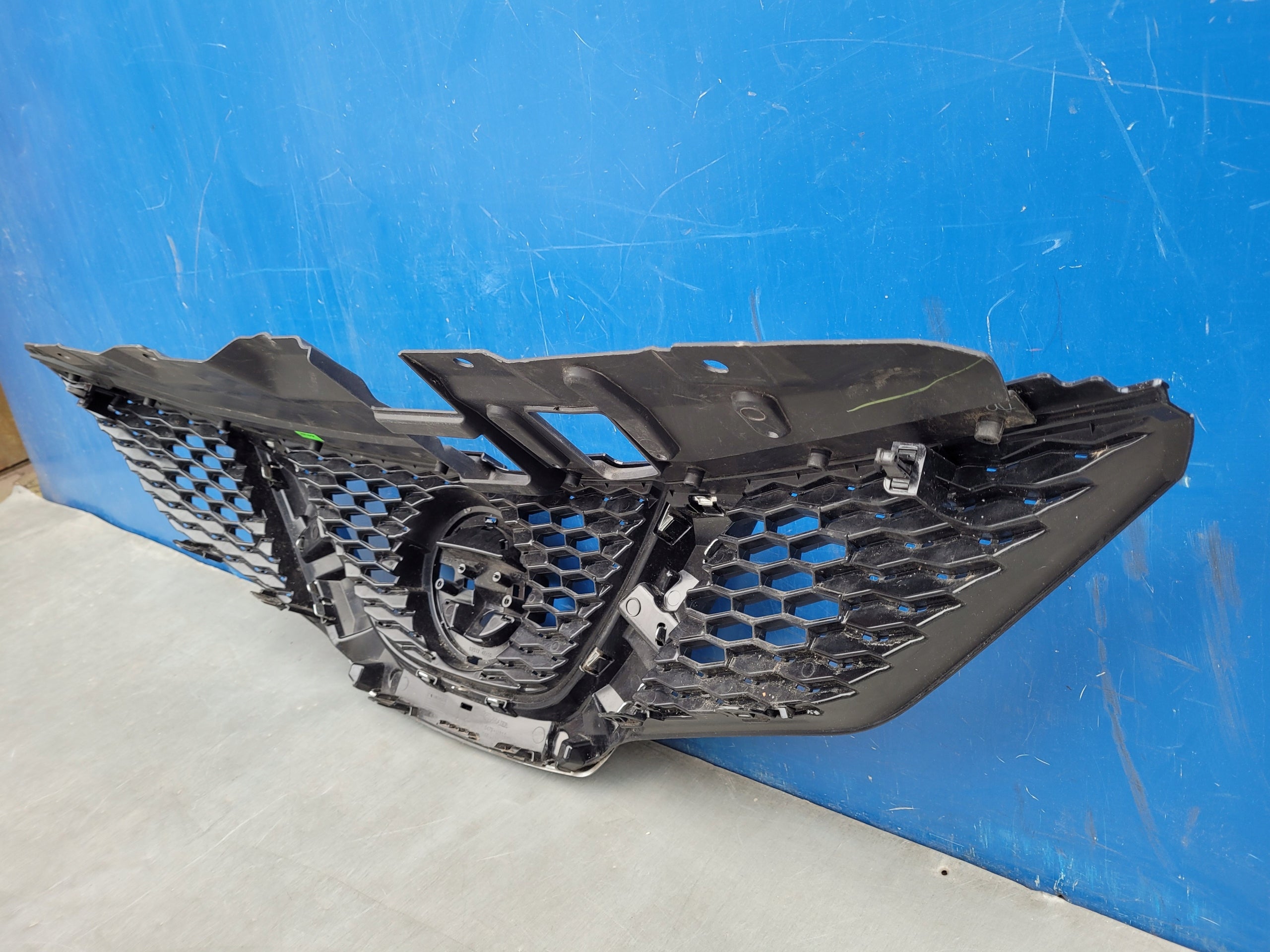 Kühlergrill Nissan J11 QASHQAI FRONTGRILL 623104EA2D Kühlergitter