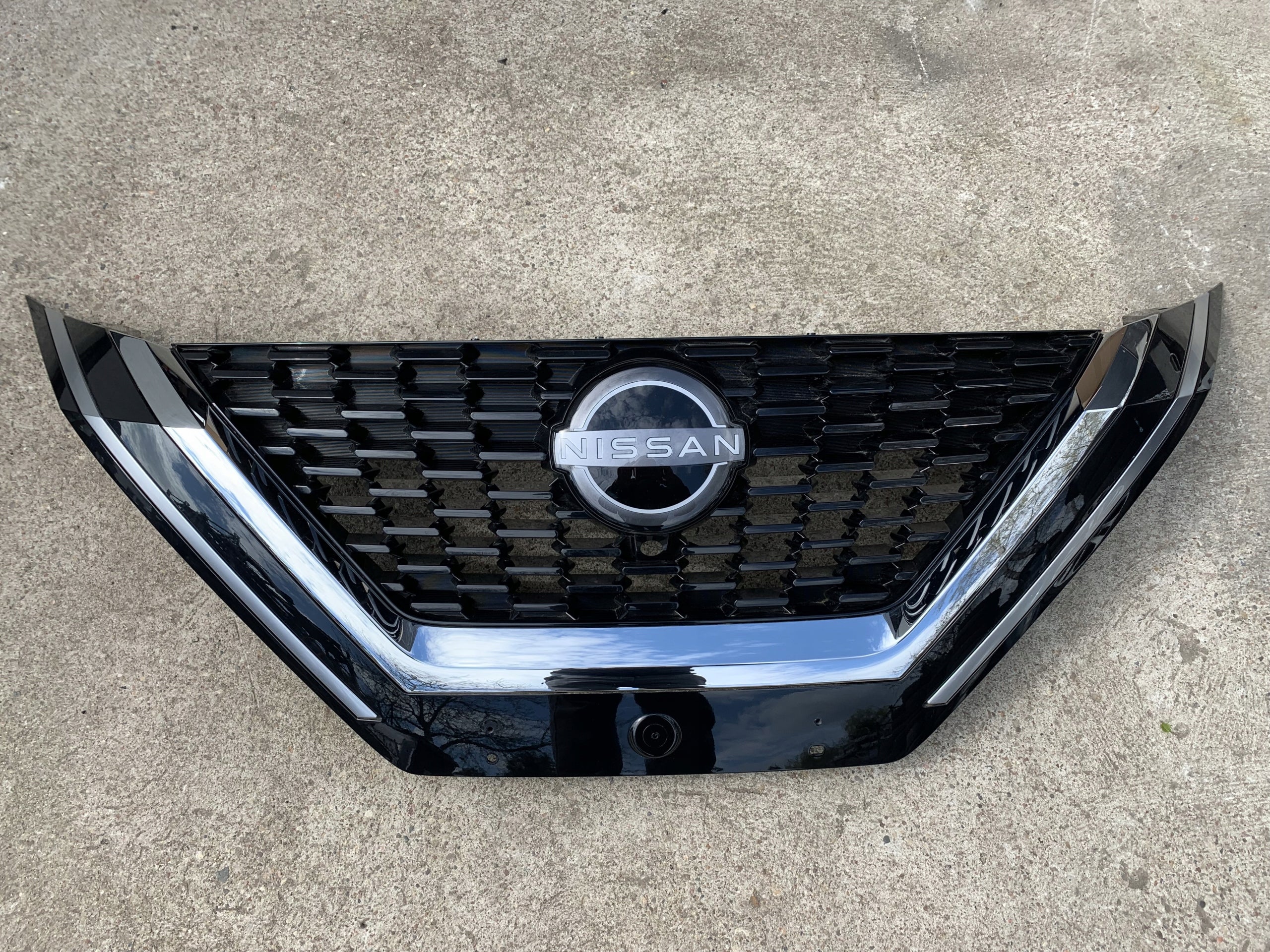  Kühlergrill Nissan QASHQAI J12 FRONTGRILL 623106UA62 Kühlergitter product image