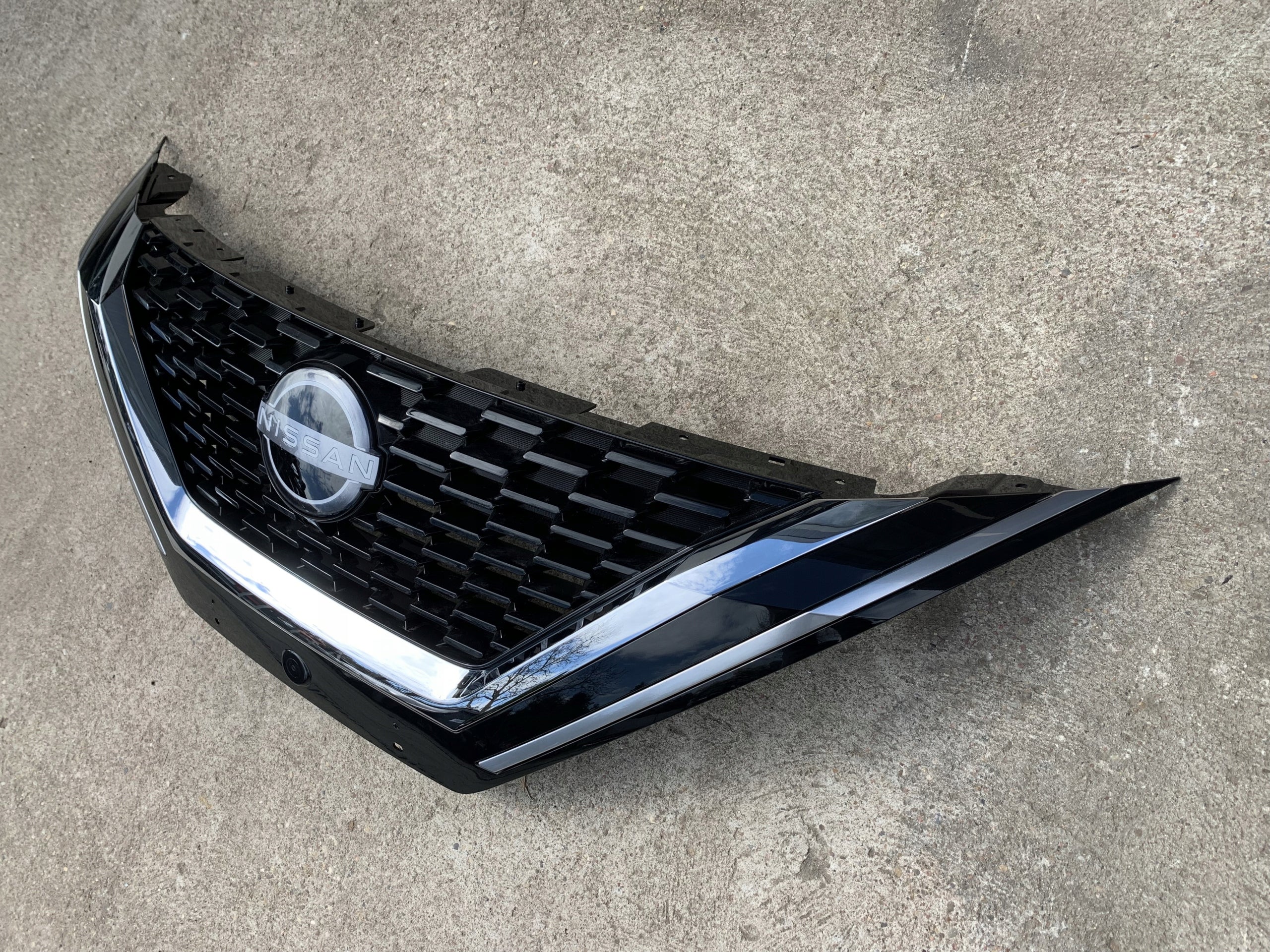 Kühlergrill Nissan QASHQAI J12 FRONTGRILL 623106UA62 Kühlergitter