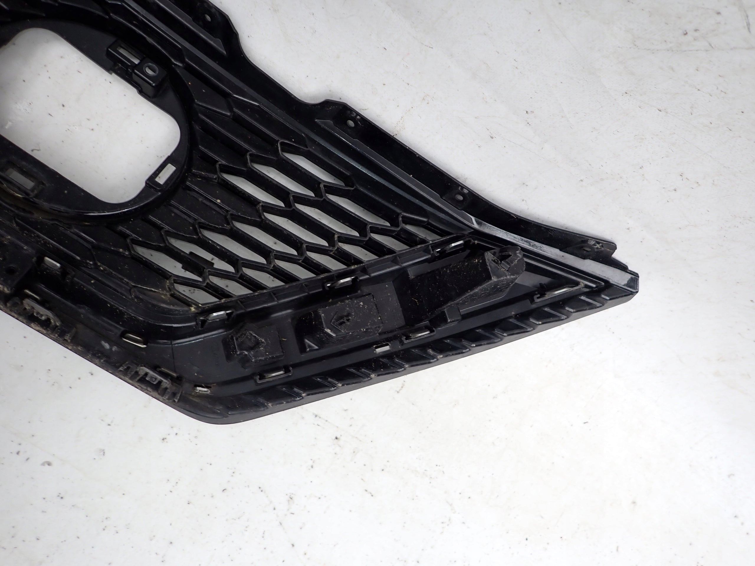 Kühlergrill Nissan QASHQAI J11 FRONTGRILL 62310HV362 Kühlergitter